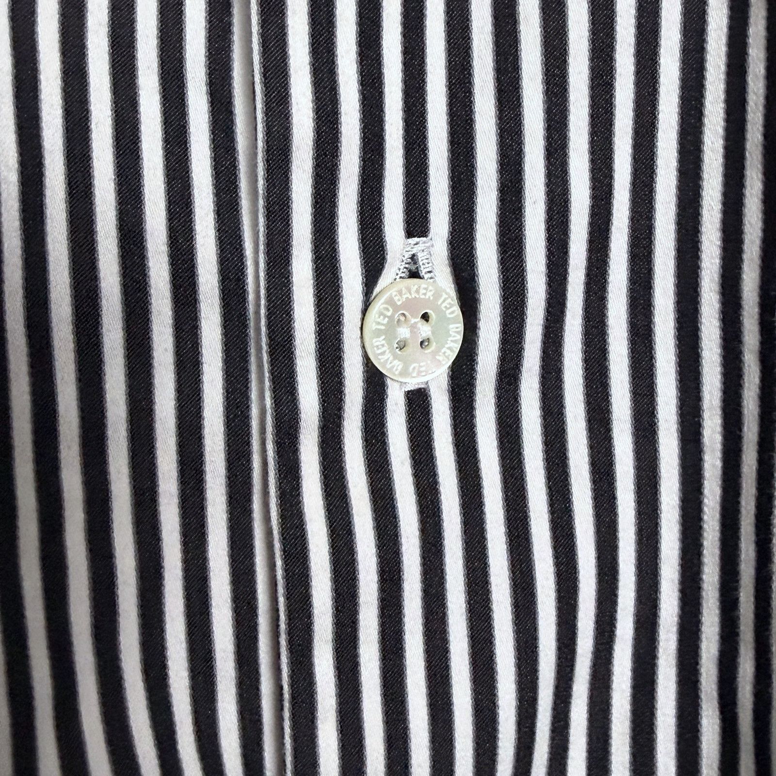 Ted Baker Ted Baker Black White Striped Flip Cuff Men's Dress Shirt XL Size US XL / EU 56 / 4 - 5 Thumbnail