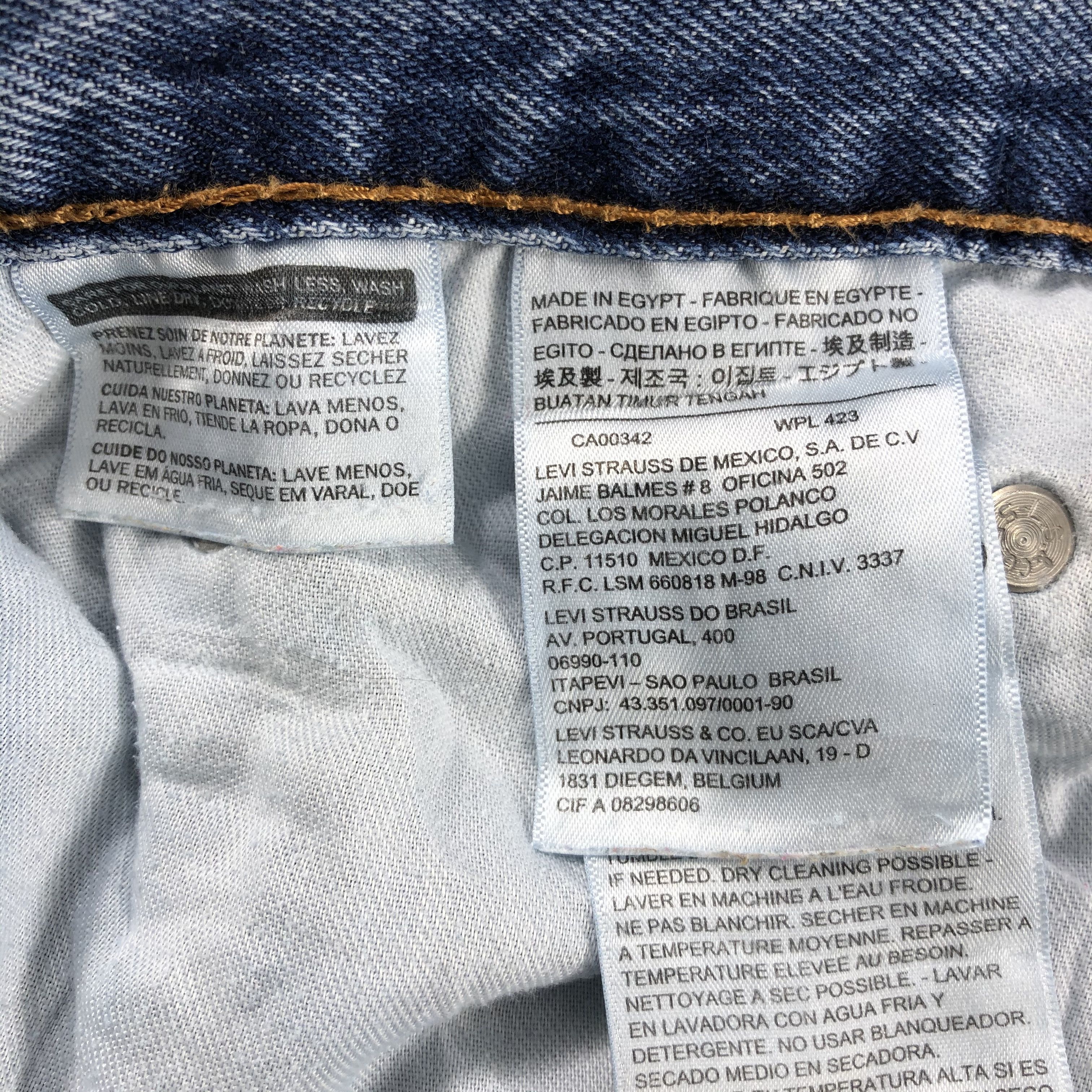 Levi's Vintage Blue Wash Levis 560 Jeans-J2109 Size US 33 - 13 Thumbnail