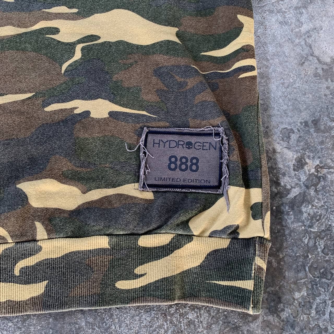 HYDROGEN Vintage Y2K HYDROGEN Big Skull Logo Army Hoodie Size US M / EU 48-50 / 2 - 5 Thumbnail