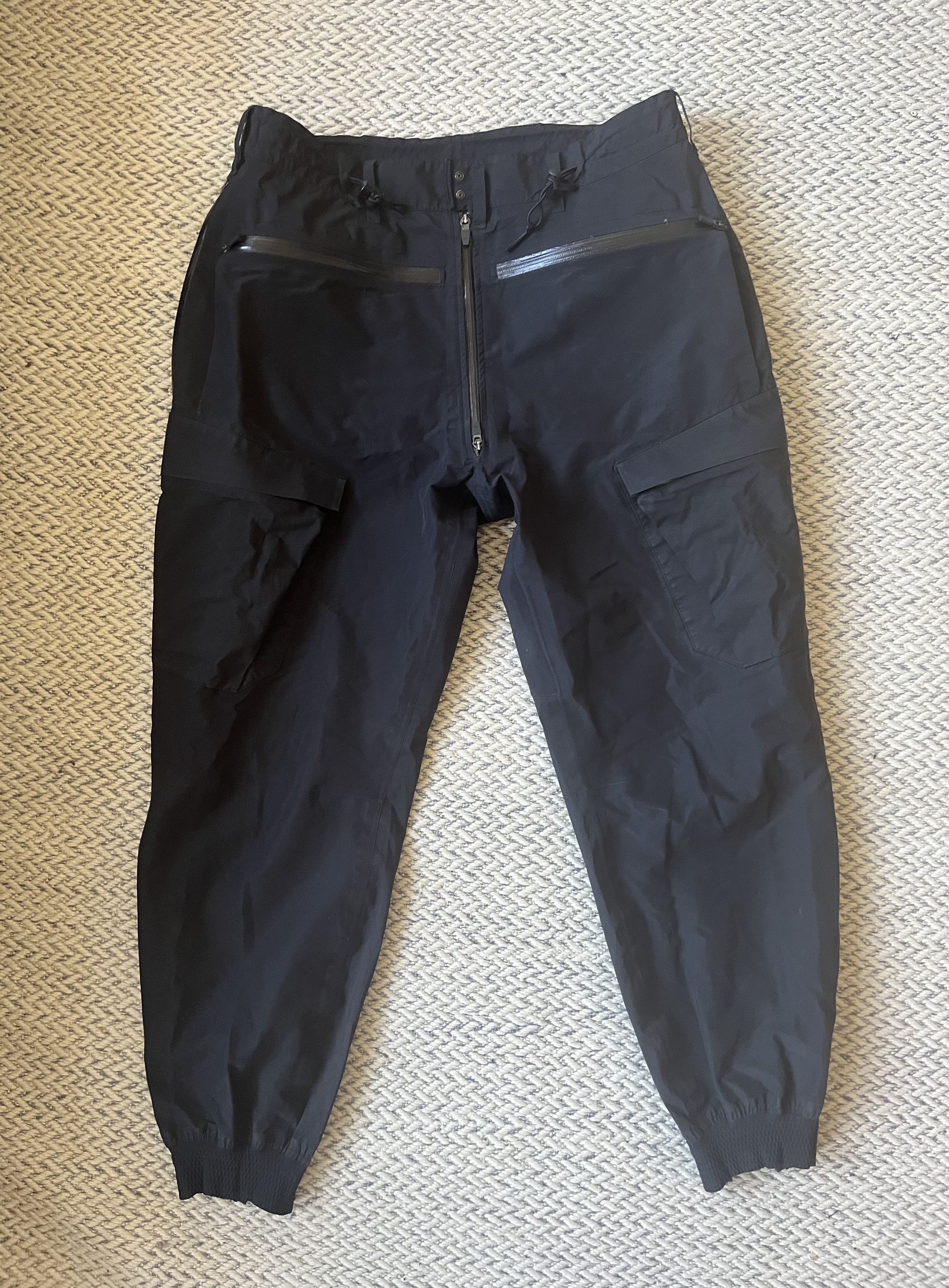 Acronym P31-DS - SS19 | Grailed