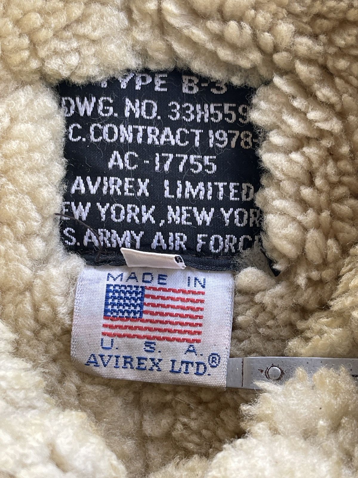 Avirex Avirex Type B-3 Sheepskin Shearling Jacket (size 38) Size US M / EU 48-50 / 2 - 24 Thumbnail