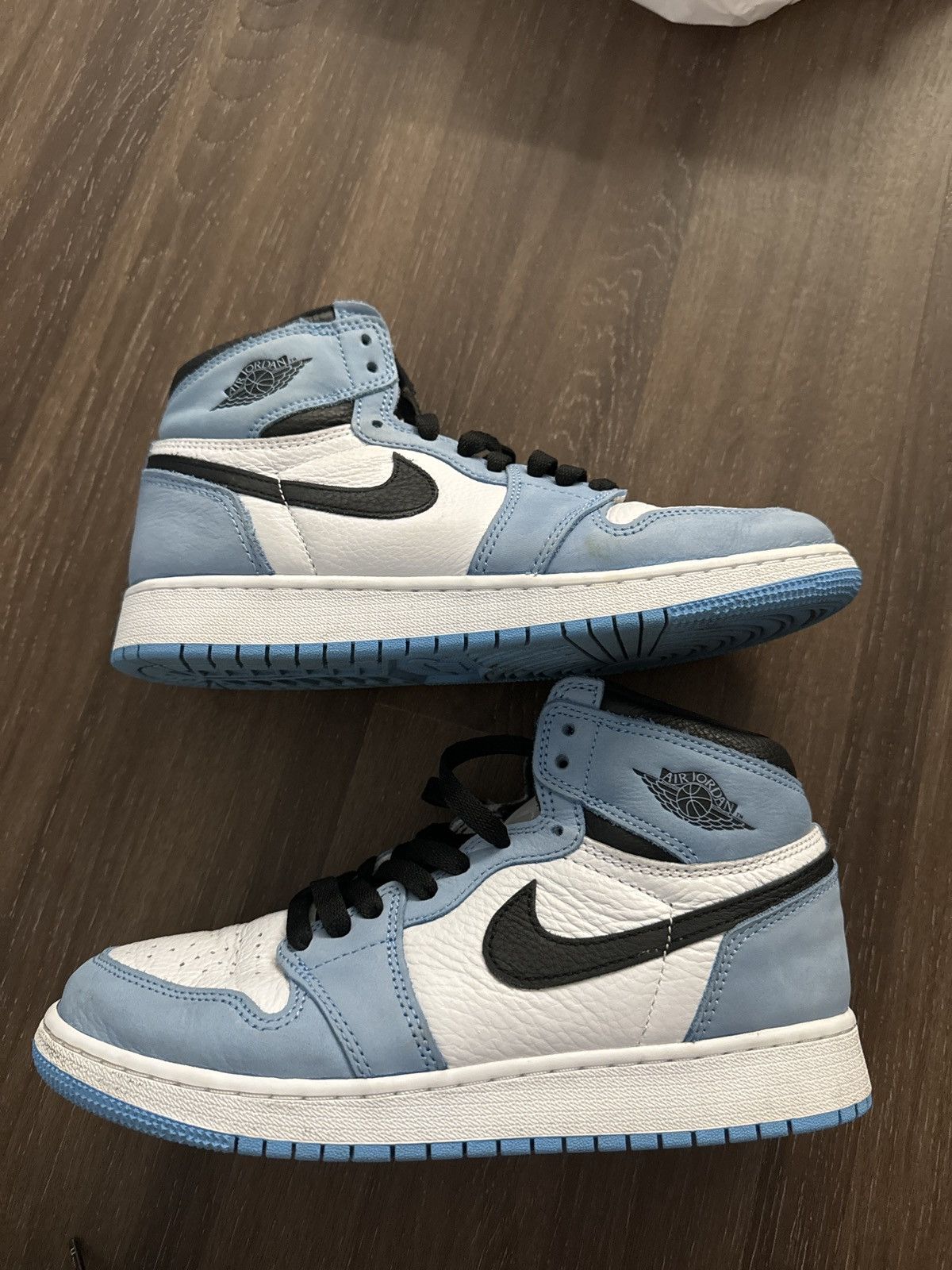 Jordan Brand Jordan 1 university blue 6.5 y Size US 6.5 / EU 39-40 - 1 Thumbnail