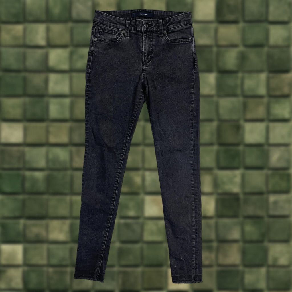 Vintage **Women Size 27 Black Skinny Jeans Mid Rise Zipper** User: Women Size 27 Black Skinny Jeans Mid Rise Zipper Size 27" / US 4 / IT 40 - 1 Thumbnail
