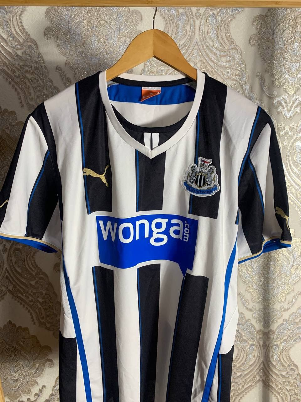 Puma × Vintage VERY RARE NEW CASTLE UNITED ENGLAND SOCCER JERSEY Y2K 90s Size US L / EU 52-54 / 3 - 2 Thumbnail