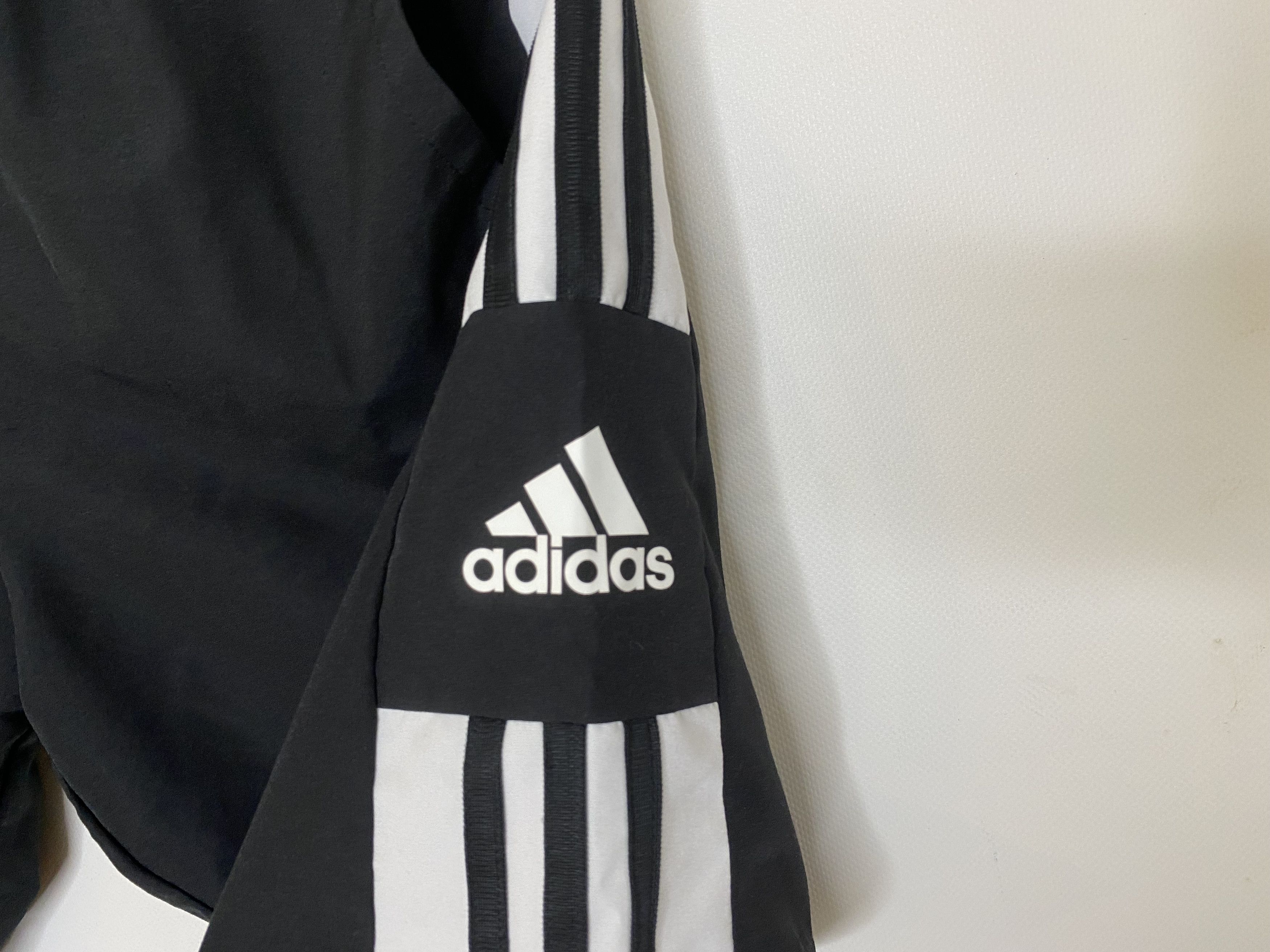 Adidas GRASSHOPPER 2020 2021 TRAINING FOOTBALL SOCCER SHORTS Size US 30 / EU 46 - 4 Thumbnail