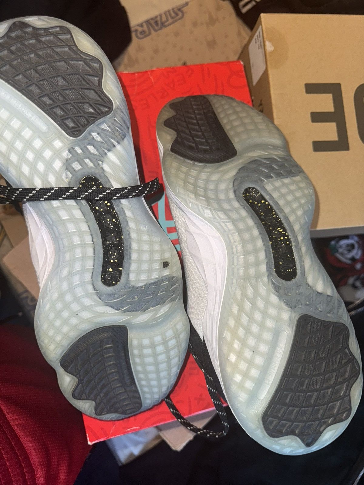 Adidas DON Issue 3 Size US 12 / EU 45 - 2 Thumbnail