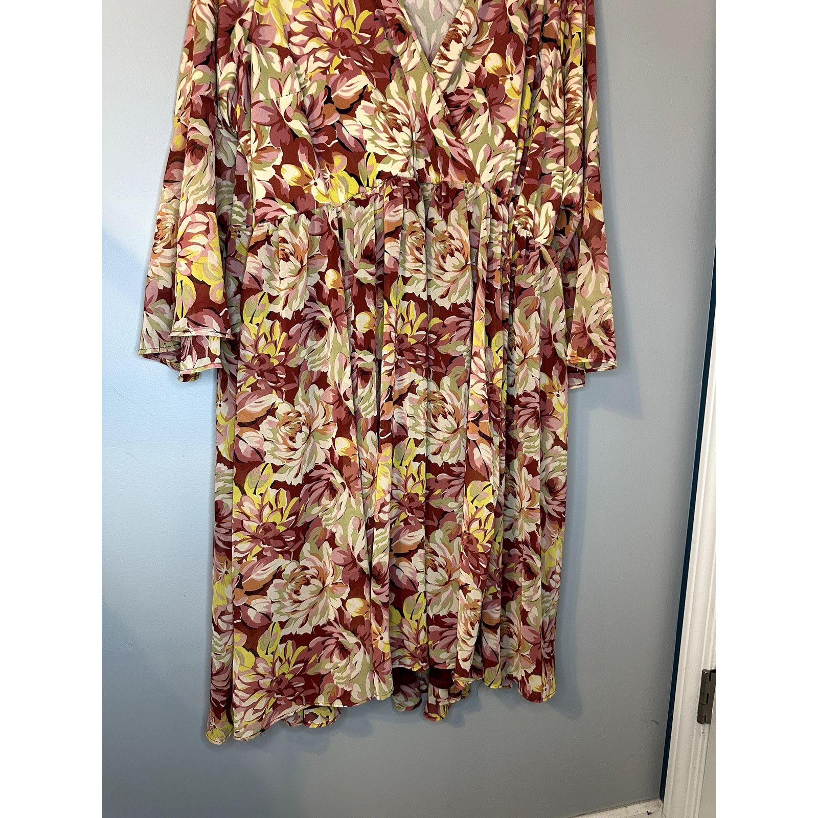 Other NWT Torrid Floral V-Neck Chiffon Mini Dress Orange 4X Size 4XL / US 24-26 - 3 Thumbnail