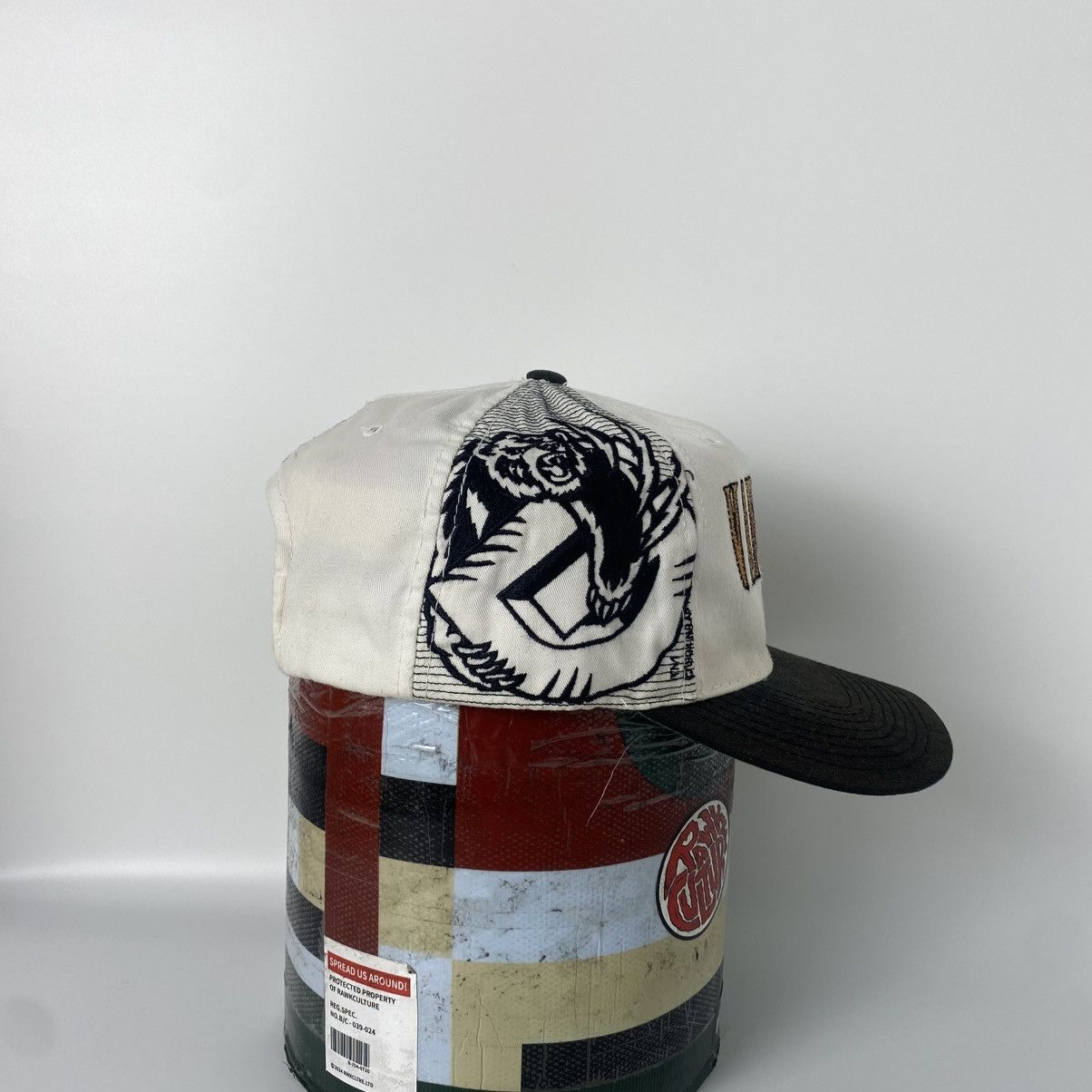 Sports Specialties × Vintage Vintage Vancouver Grizzlies laser Shadow Snapback Hat Cap Size ONE SIZE - 4 Thumbnail