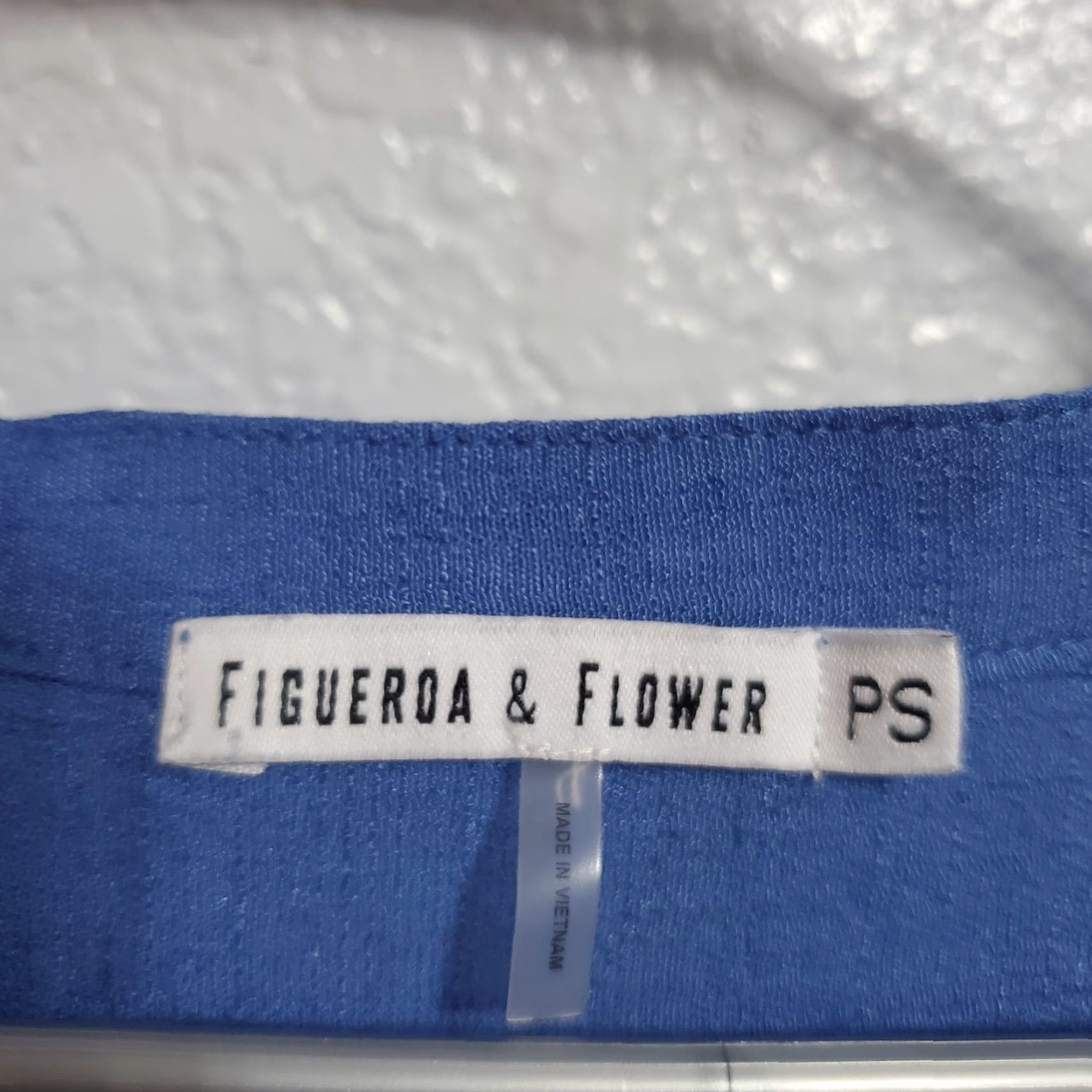 Vintage Figueroa & Flower Blouse Women PS Blue Embroidered Roll Tab Sleeve Attached Cami Size S / US 4 / IT 40 - 3 Thumbnail