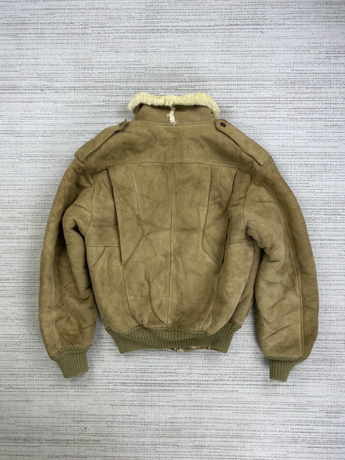 Vintage Vintage 80s Christchurch Sheepskin B-3 Sherpa Jacket Size US M / EU 48-50 / 2 - 2 Thumbnail