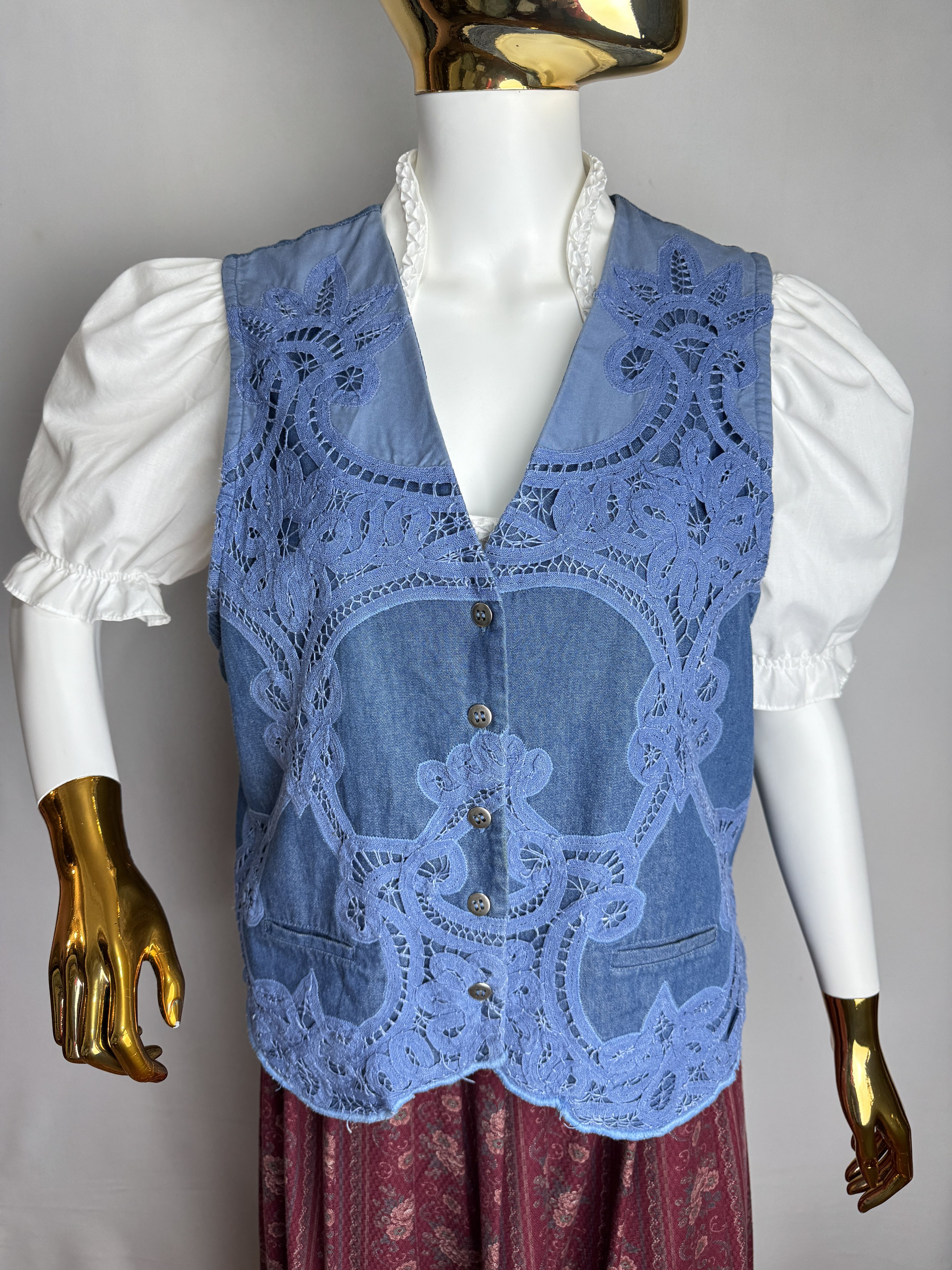 Handmade × Other × Vintage TOGETHER vintage women’s lace denim vest Size L / US 10 / IT 46 - 1 Thumbnail