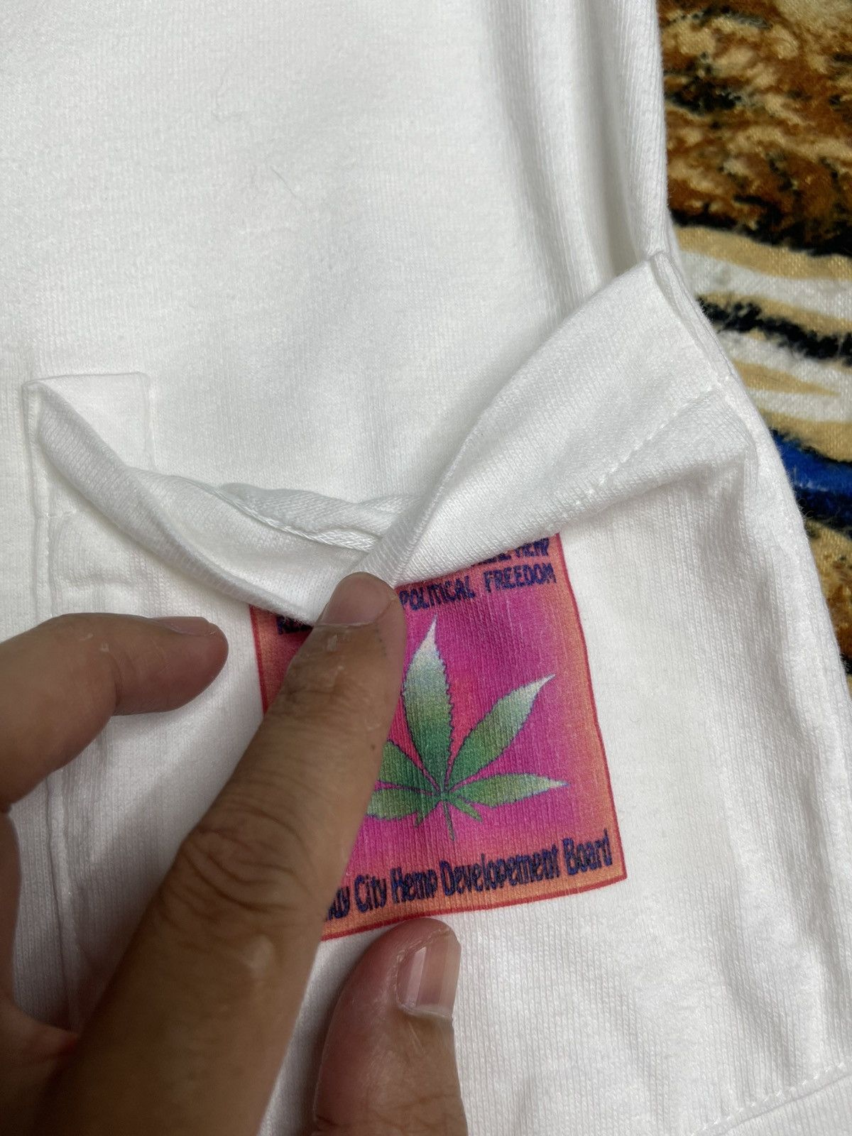 Vintage Collectible Vintage 90s Cannabis Culture T-Shirt XL Size US XL / EU 56 / 4 - 3 Thumbnail