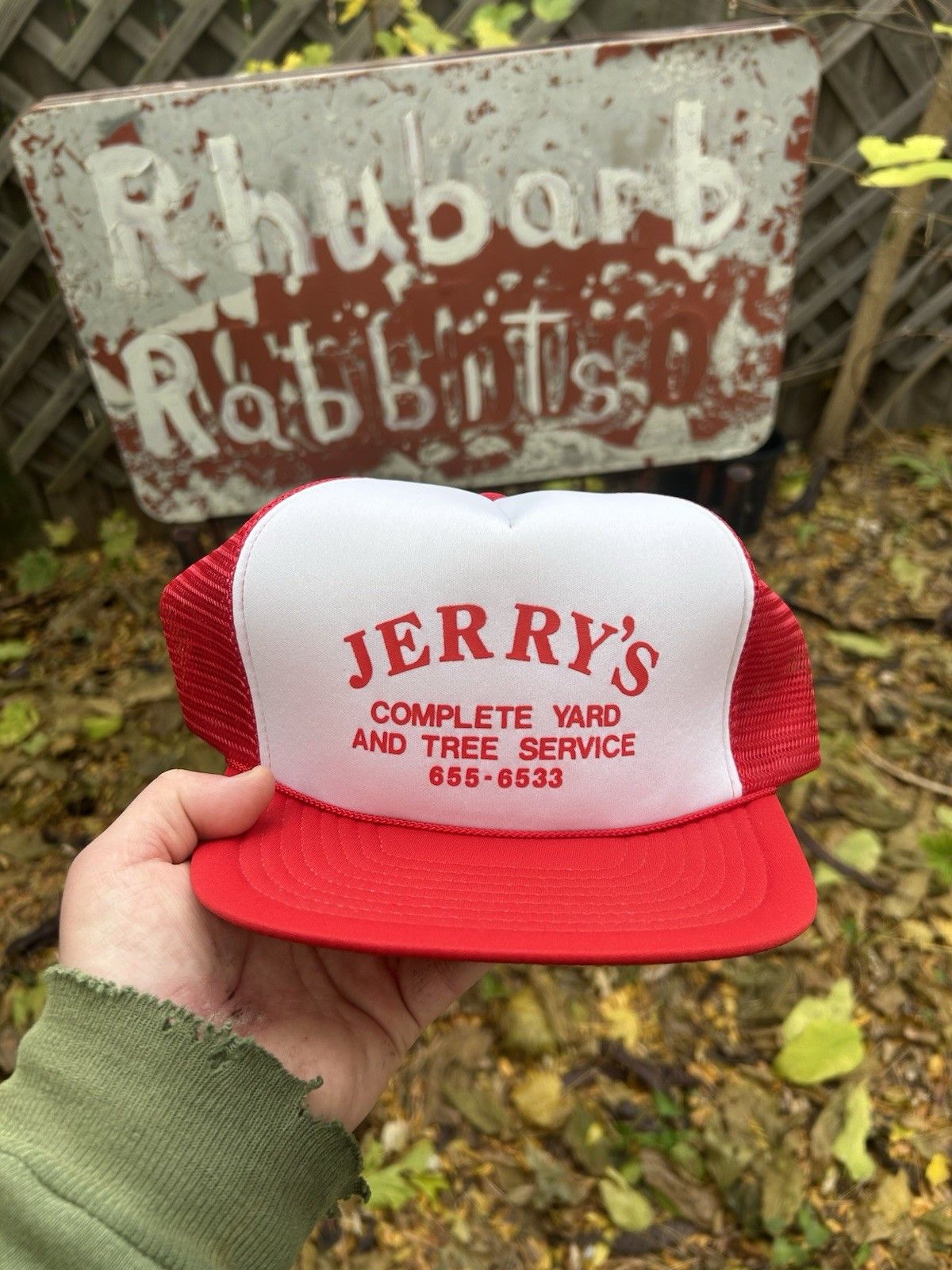Vintage Vintage trucker hat Jerry’s yard and tree service red white Size ONE SIZE - 2 Thumbnail