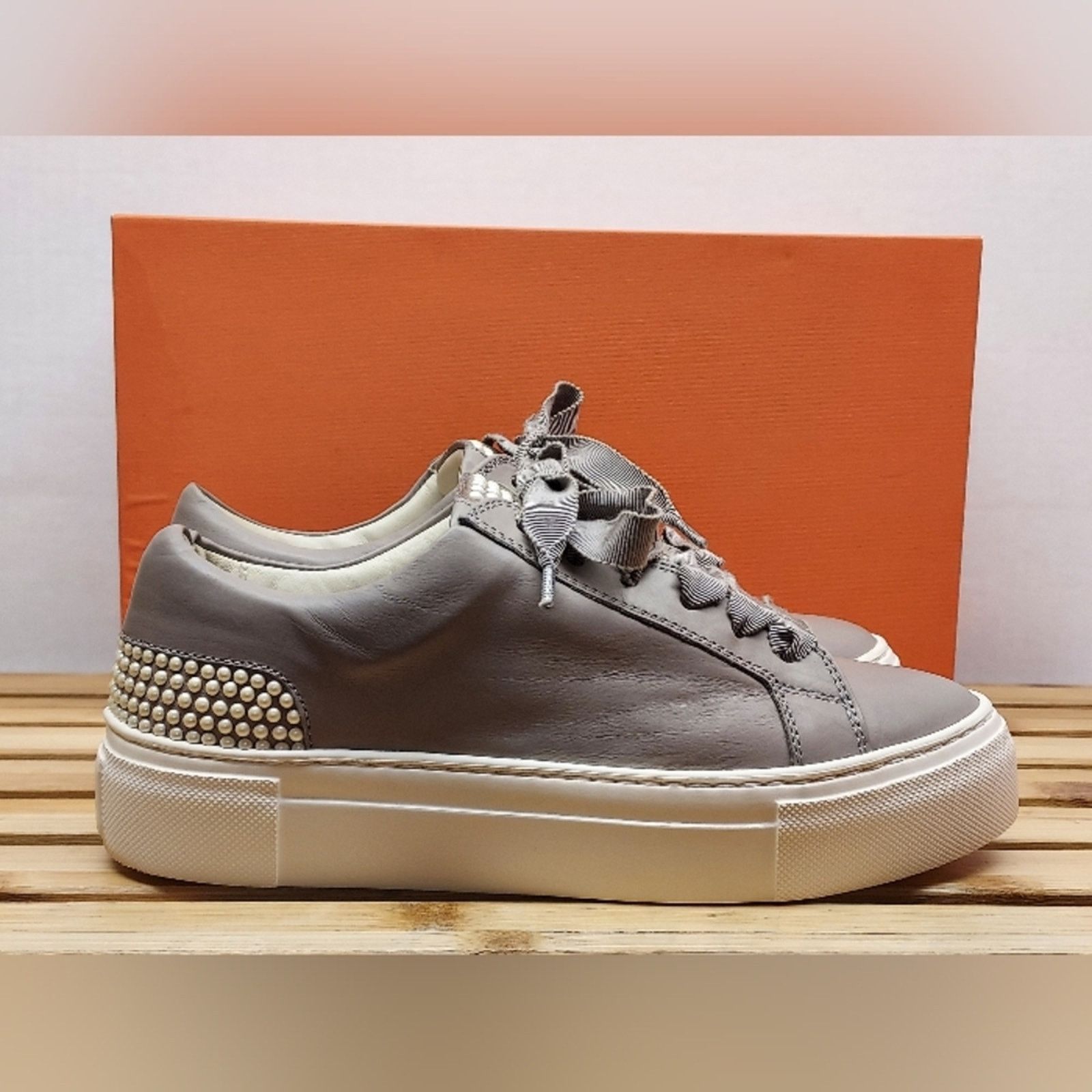 AGL AGL Womens Taupe Fashion Sneaker Shoes Size 36.5 (6.5) Size US 6.5 / IT 36.5 - 6 Thumbnail