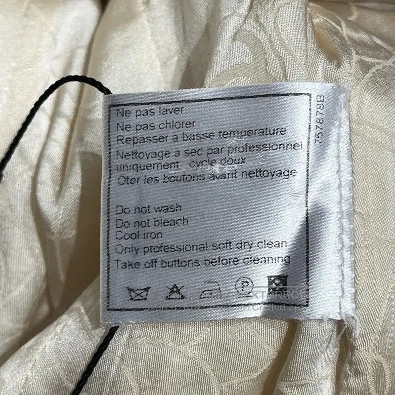 Chanel Chanel White Wool Tweed Jacket . Size M / US 6-8 / IT 42-44 - 5 Thumbnail