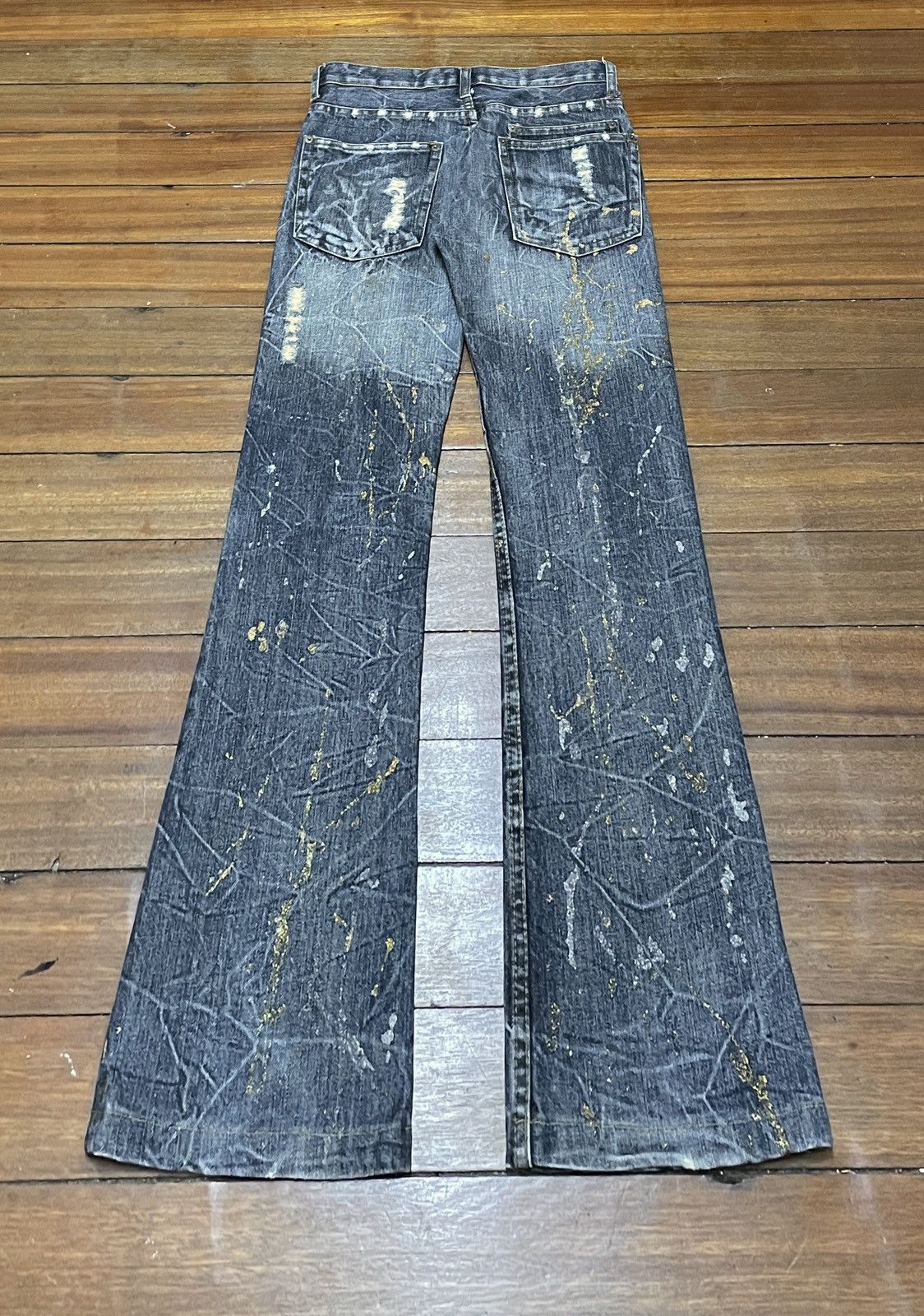 Le Grande Bleu (L.G.B.) Rare Vintage Japanese Brand KUI Ripped Flared Jeans 1990s Size US 30 / EU 46 - 2 Thumbnail