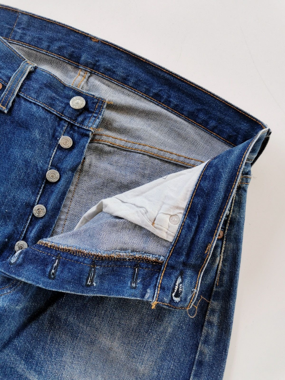 Jean × Levi's × Vintage Levis 501 vintage 90s selvedge jeans Size US 32 / EU 48 - 14 Thumbnail