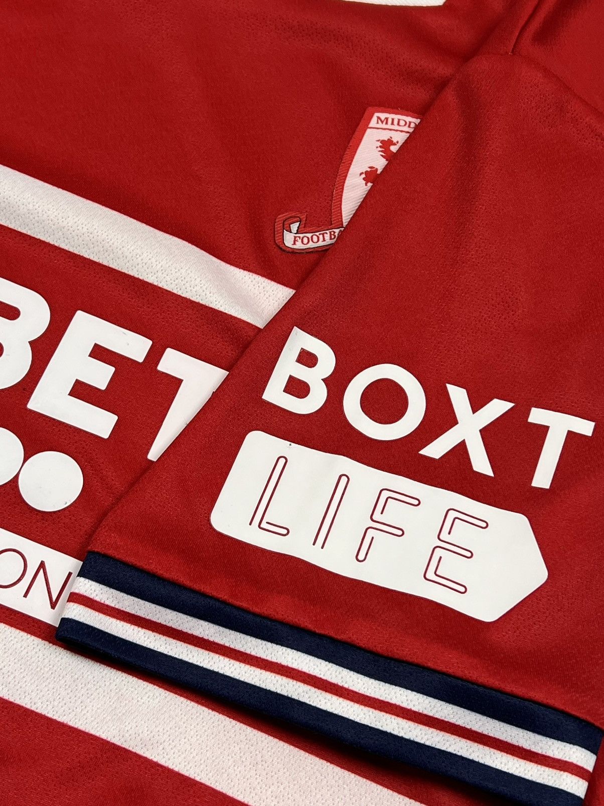 Hummel Middlesbrough FC 2023/24 Errea Home Jersey Size US M / EU 48-50 / 2 - 3 Thumbnail