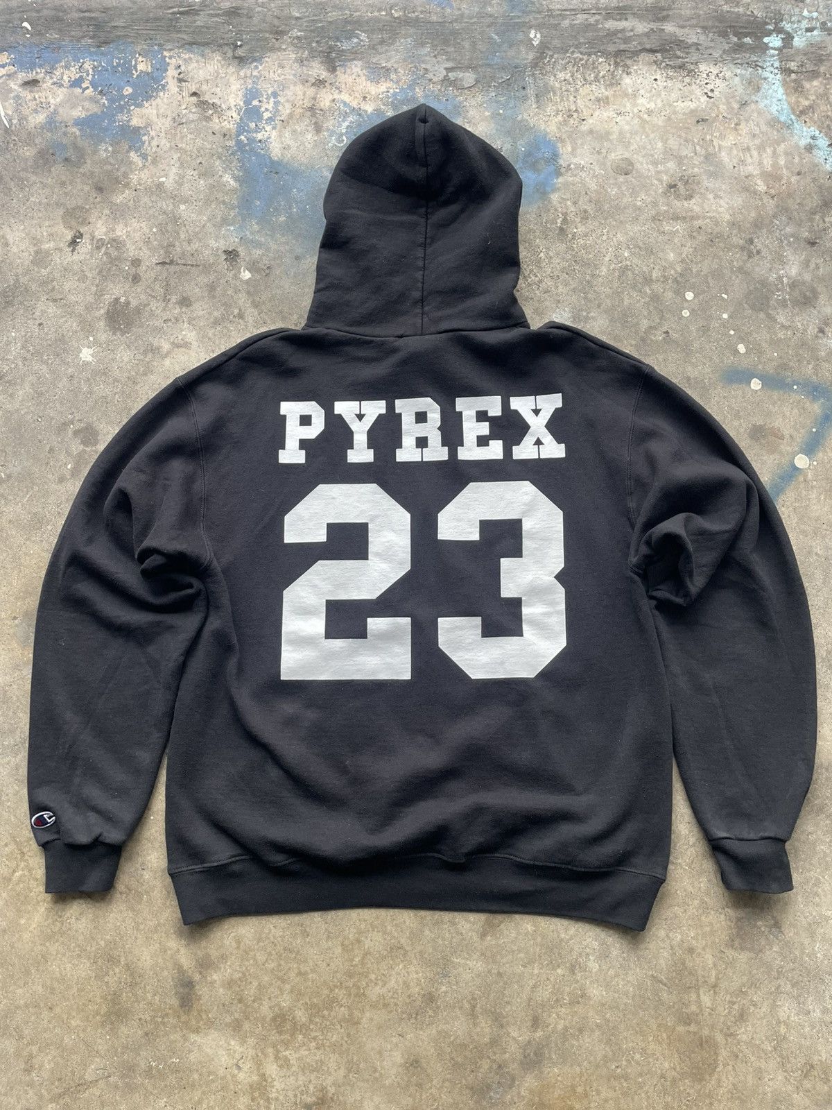 Champion × Off-White Champion x pyrex x virgil abloh Size US XL / EU 56 / 4 - 2 Thumbnail