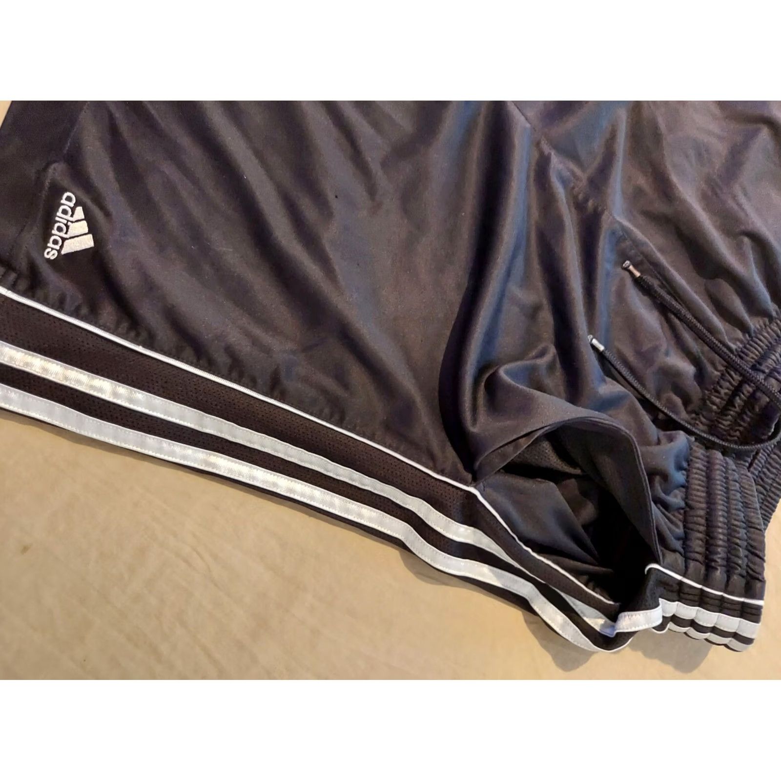 Adidas adidas Shorts Mens M Medium Black Athletic Gym Workout Size US 31 - 2 Thumbnail