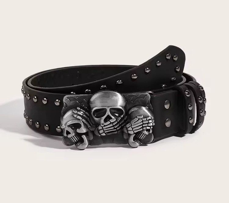 Japanese Brand × Oakley × Vintage Vintage Y2K Oakley Skull Buckle