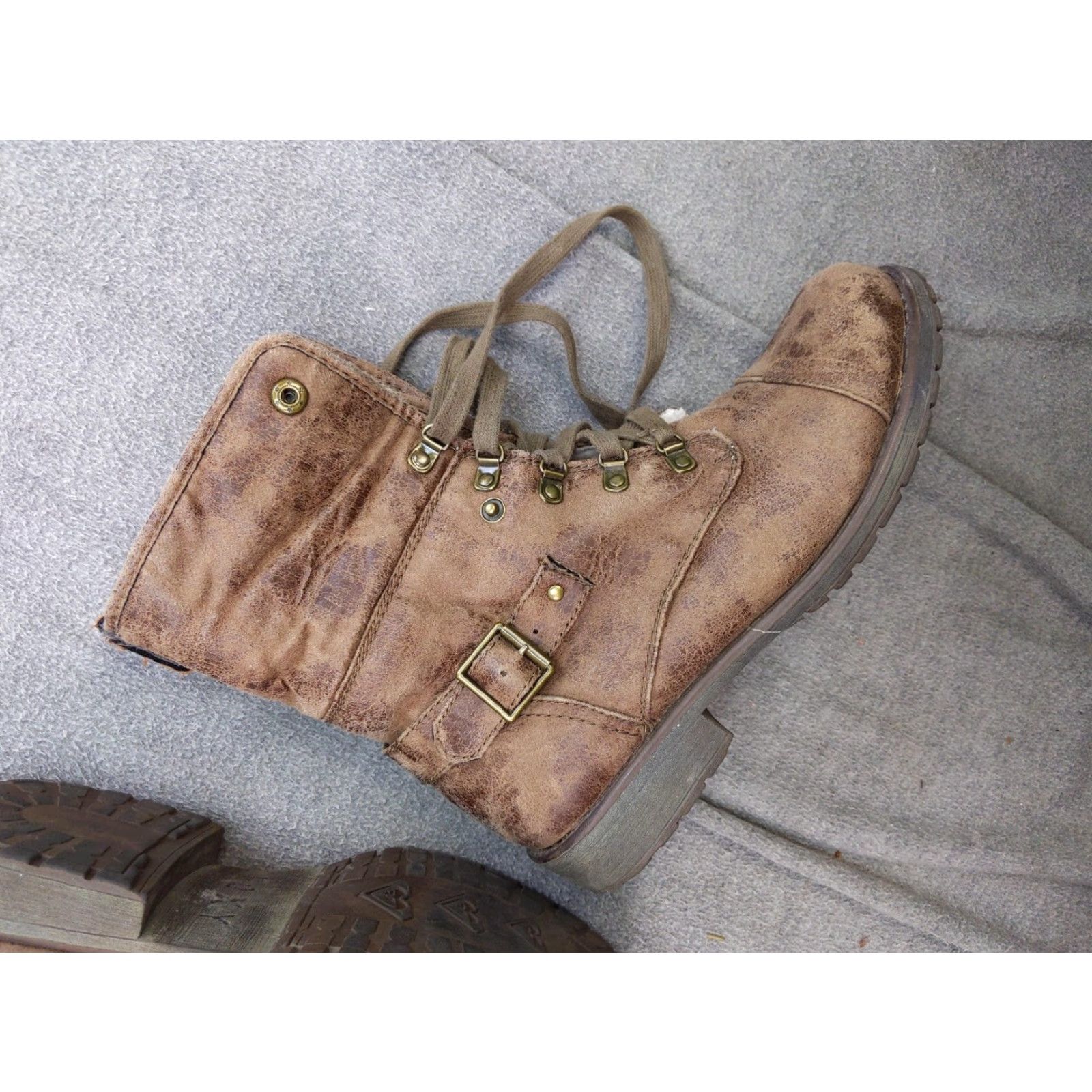 Vintage Roxy Ember J Boots Womens 9.5 Brown Synthetic Mid-Calf Lace Up Faux Fur Winter Casual Combat Shoes Womens US 9.5 EU 40.5 UK 7.5 Brown Size US 10 / IT 40 - 3 Thumbnail