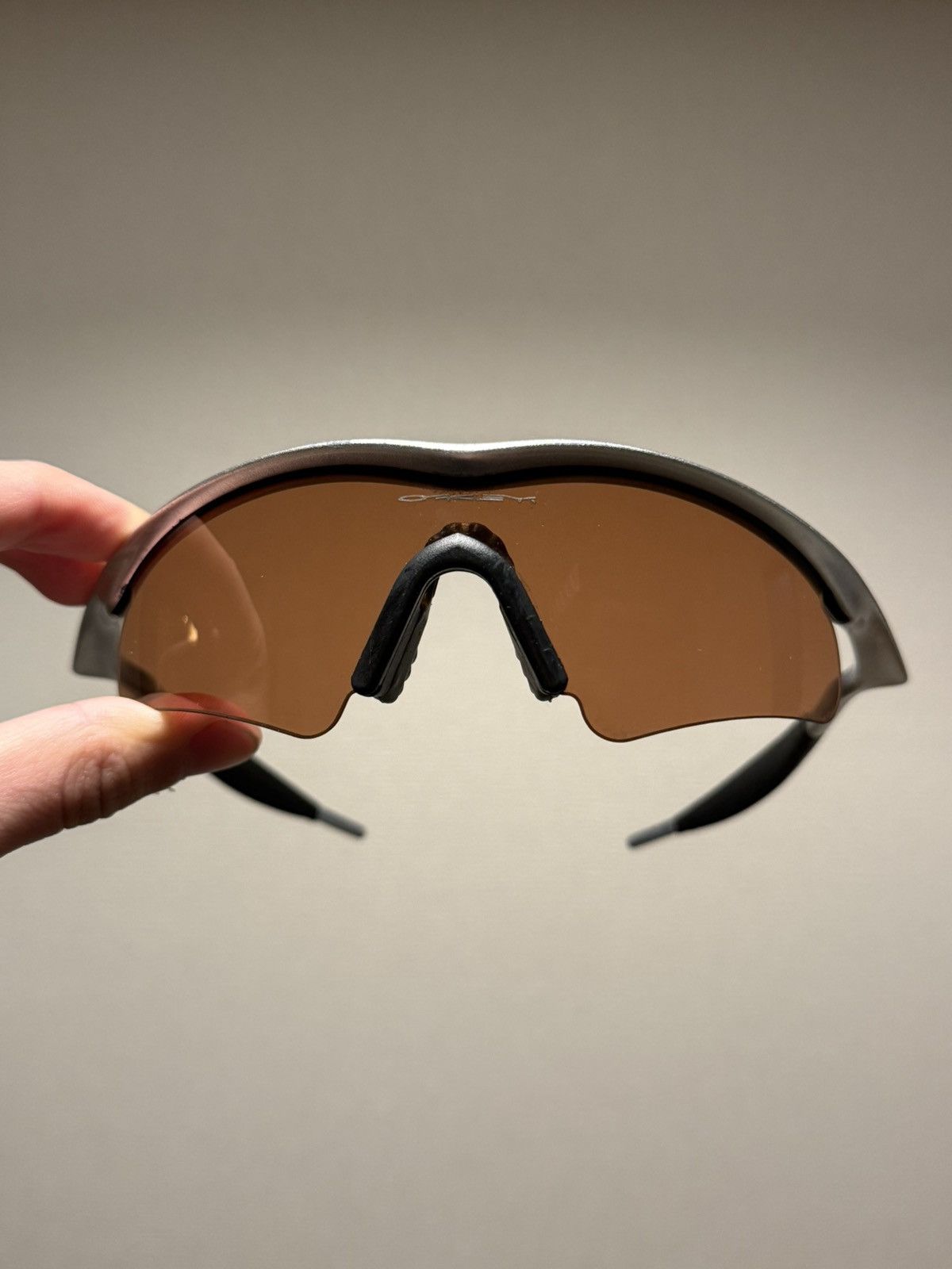 Oakley M Frame オークリー　Ｍフレーム　シルバー Oakley OAKLEY M FRAME FMJ SILVER SUNGLASSES | Grailed