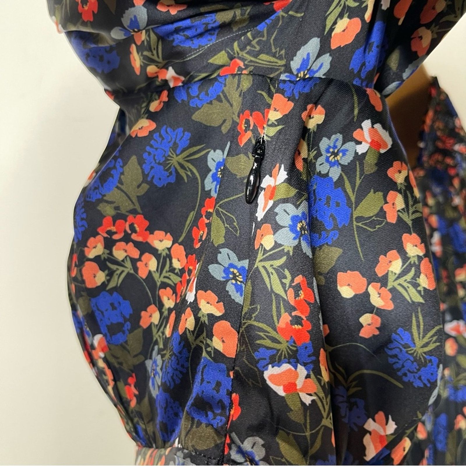 Hunter Bell NWT Hunter Bell Black Floral Caro Top Blouse sz 4 Size S / US 4 / IT 40 - 8 Thumbnail