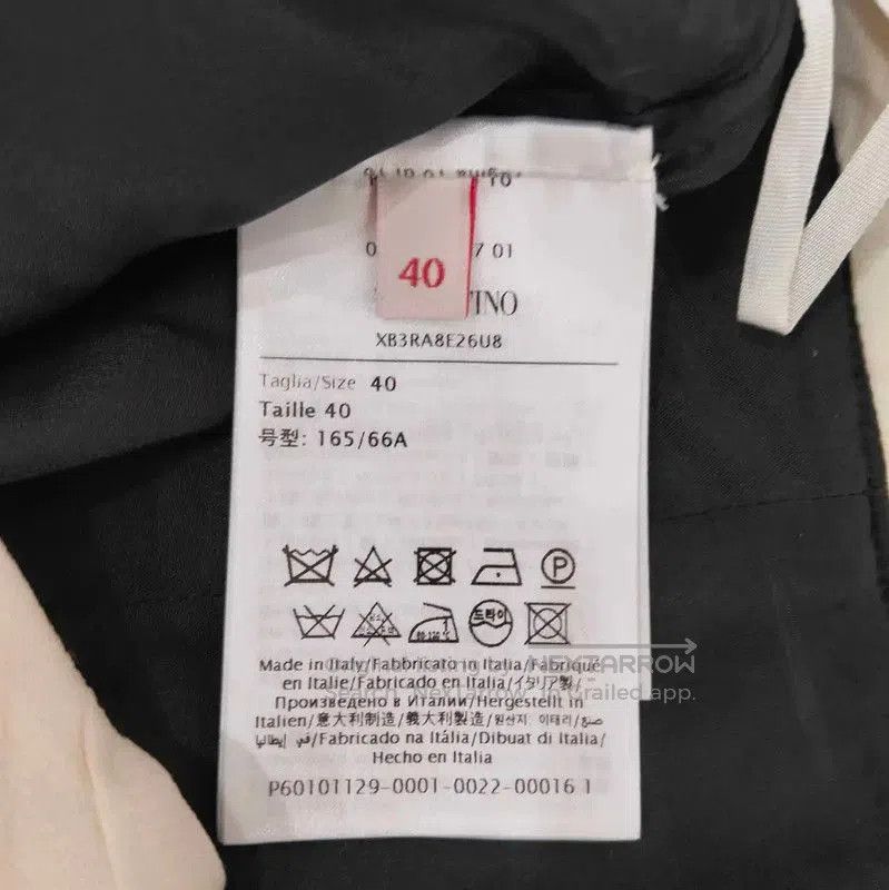 Valentino Valentino Black A-Line Skirt for Women . Size 23" - 5 Thumbnail