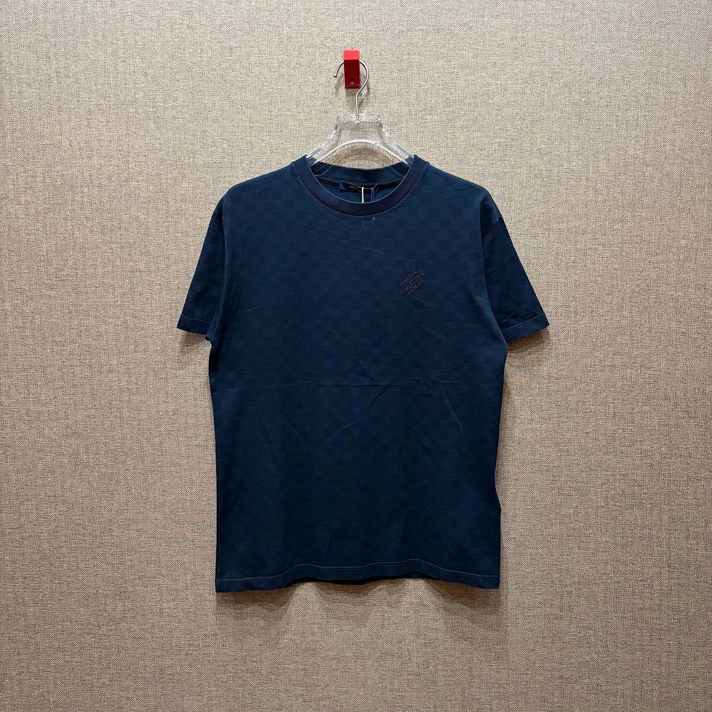 Louis Vuitton Louis Vuitton Logo Embroidery T-Shirt Size S Size US S / EU 44-46 / 1 - 1 Thumbnail