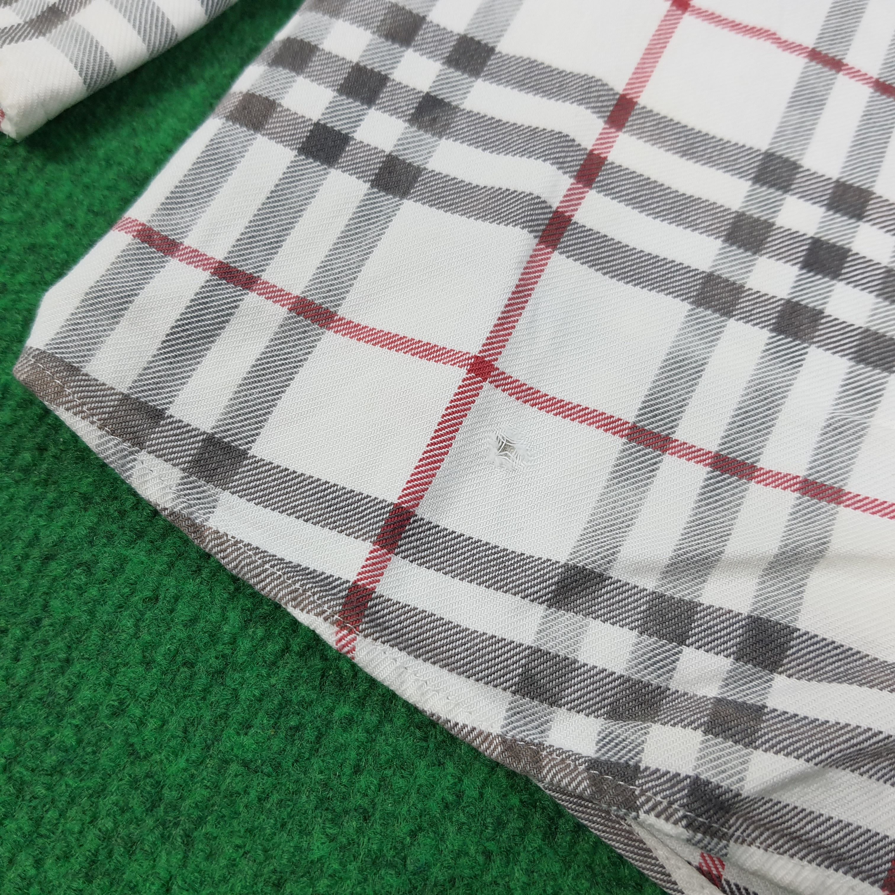 Burberry × Vintage Vintage Burberry Black Label Long Sleve Shirt Size US L / EU 52-54 / 3 - 7 Thumbnail
