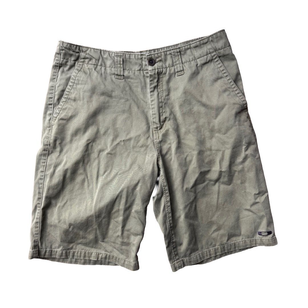 Oakley Vintage Y2K Oakley Green Shorts Size US 33 - 1 Thumbnail