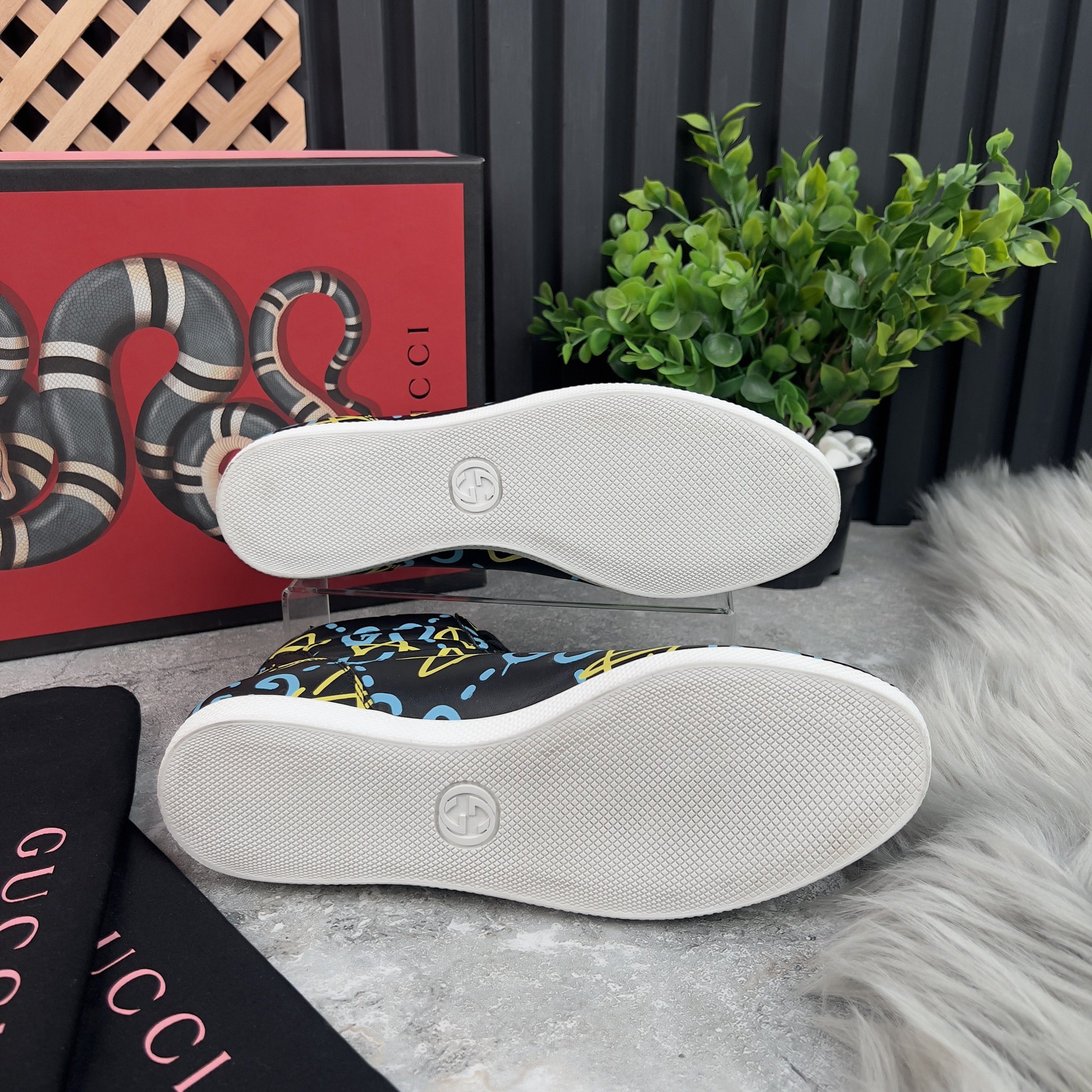 Gucci Apollo Graffiti Ghost Stars High Top Sneakers Black Logo Size US 7.5 / IT 37.5 - 10 Thumbnail