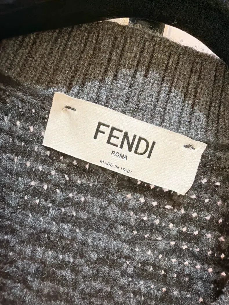 Fendi Fendi FF full logo cashmere knit cardigan + cashmere half Size XXS / US 00 / IT 34 - 8 Thumbnail