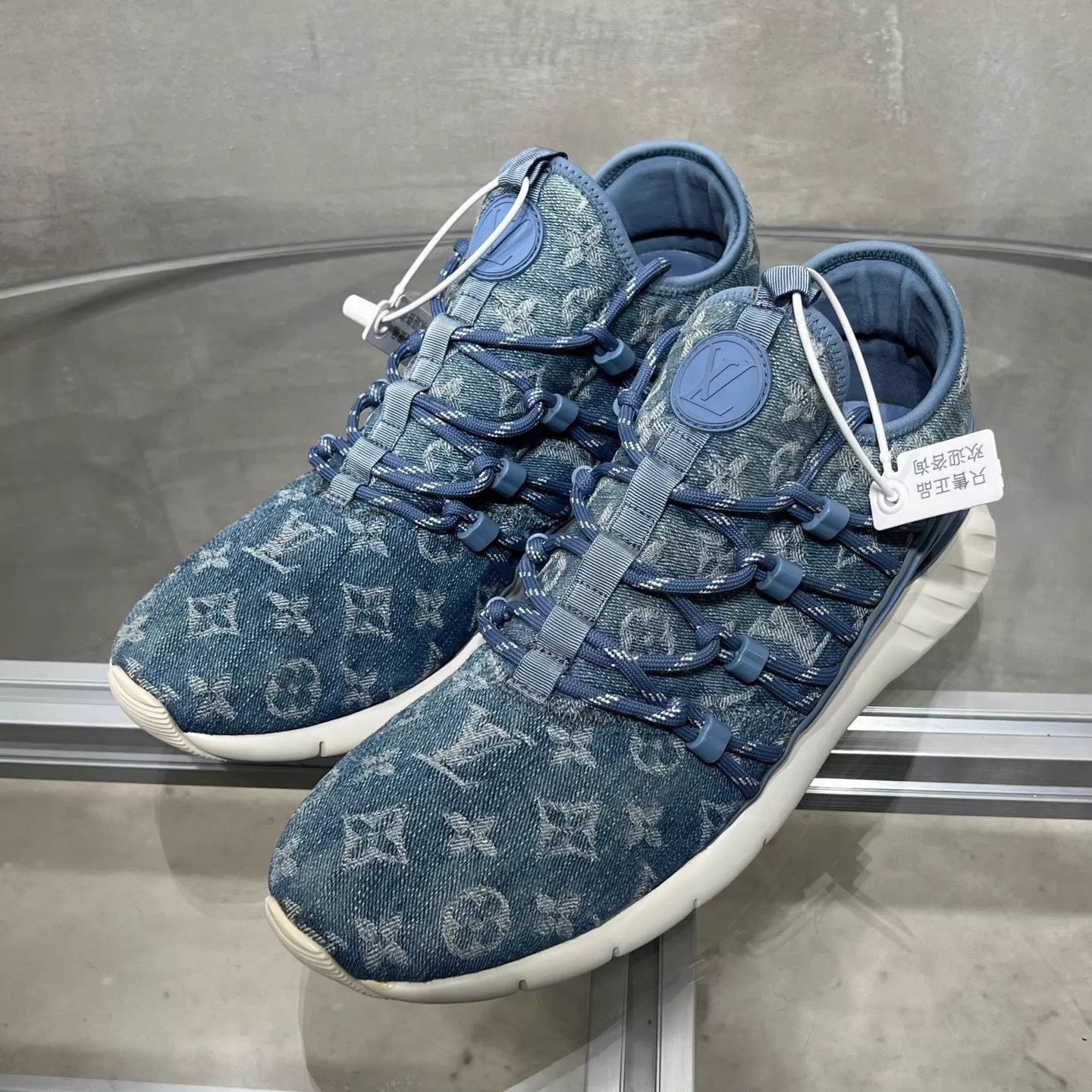 Louis Vuitton LV Blue Denim Allover Print Sneakers UK6.5 Size US 7.5 / EU 40-41 - 2 Thumbnail