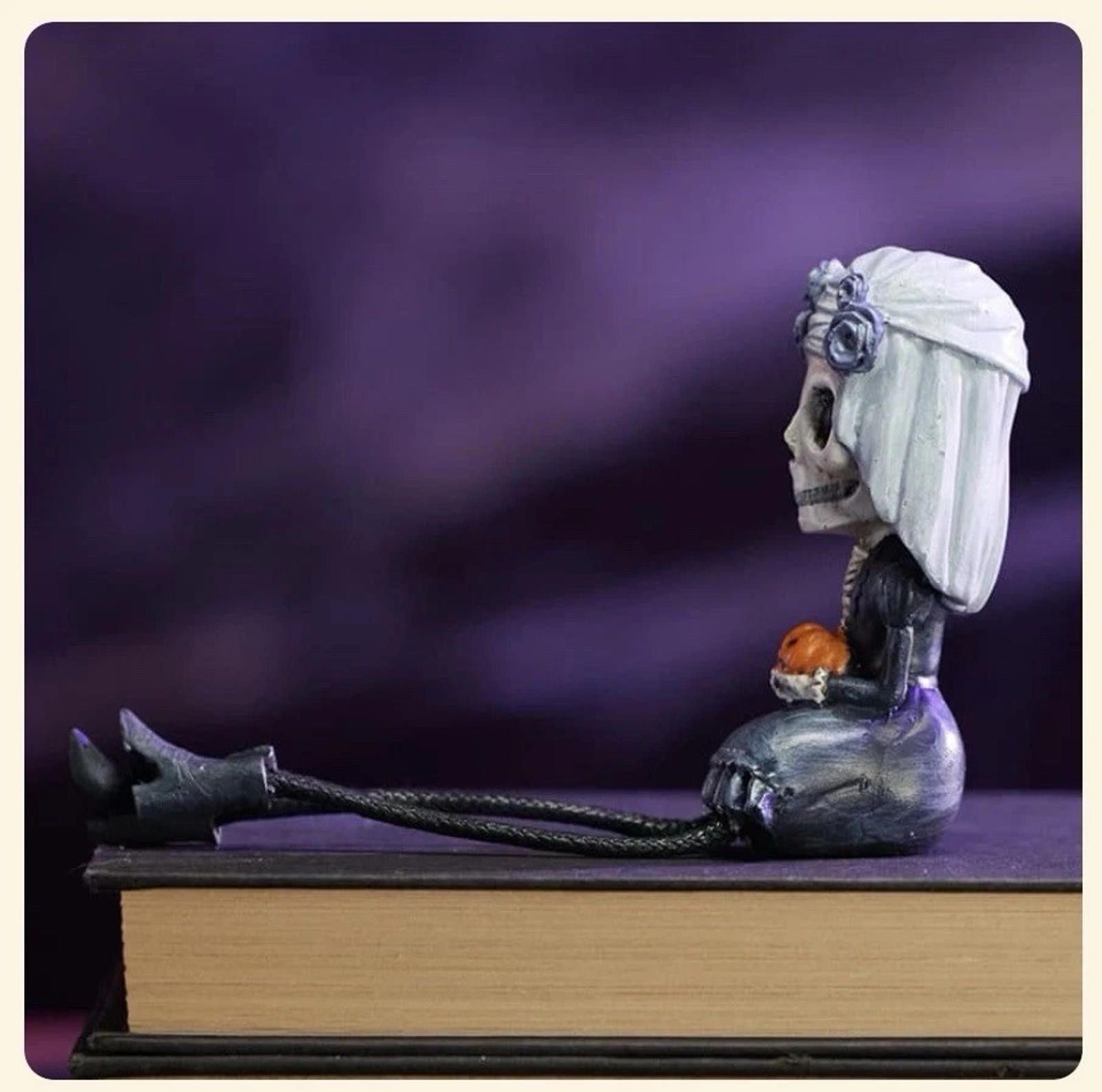 Other Cracker Barrel Skeleton Ghost Bride Dangler Shelf Sitter Size ONE SIZE - 4 Thumbnail