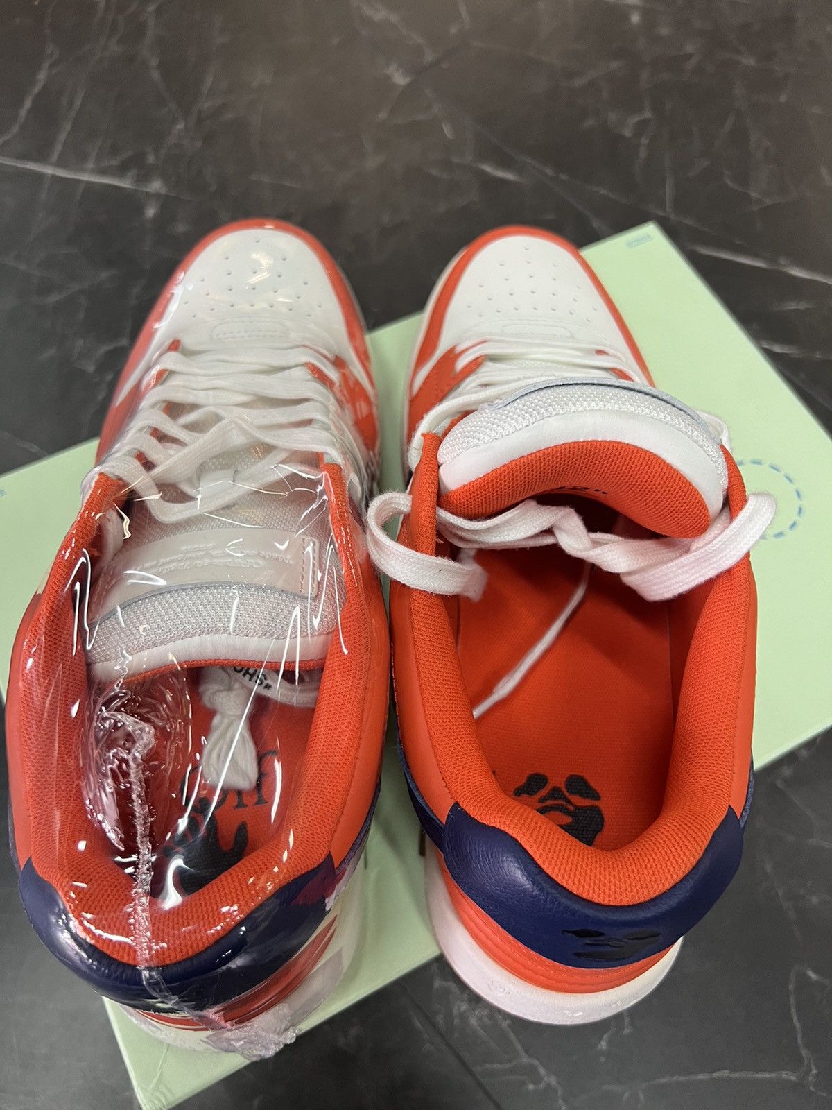 Off-White Off-White Out of the Office “Orange / Blue” Size US 9.5 / EU 42-43 - 3 Thumbnail