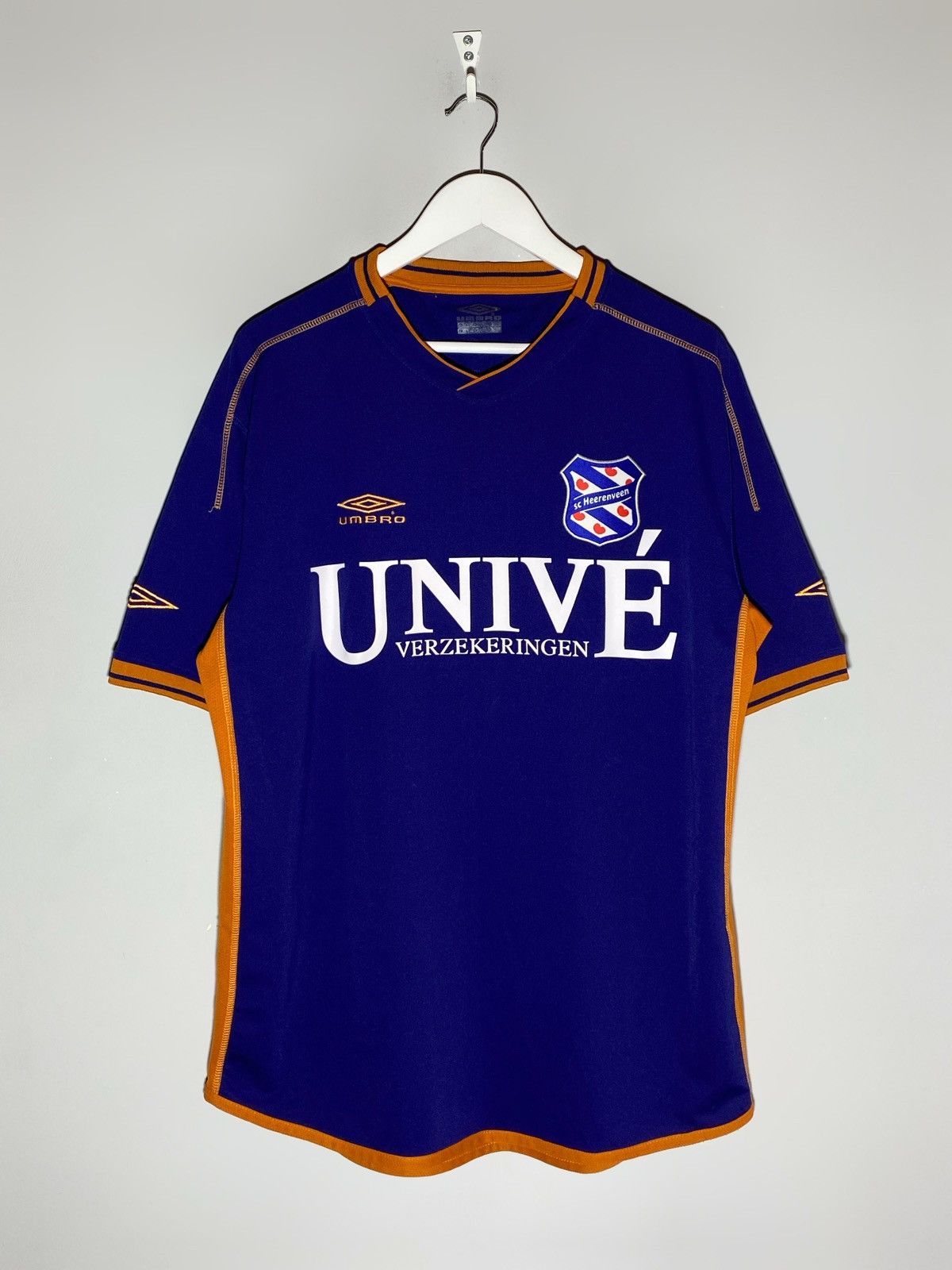 Umbro Umbro Heerenveen 2004/05 Away Football Shirt Jersey Size US XL / EU 56 / 4 - 1 Thumbnail