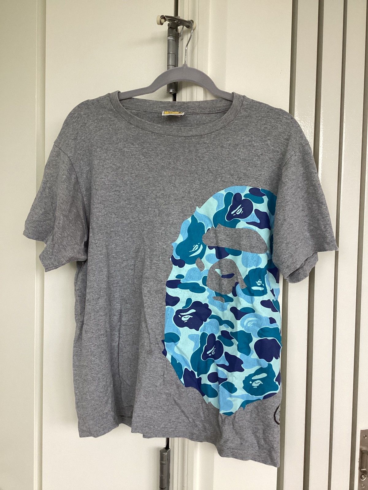 Bape ABC Camo Side Big Ape Head Tee Size US M / EU 48-50 / 2 - 1 Thumbnail