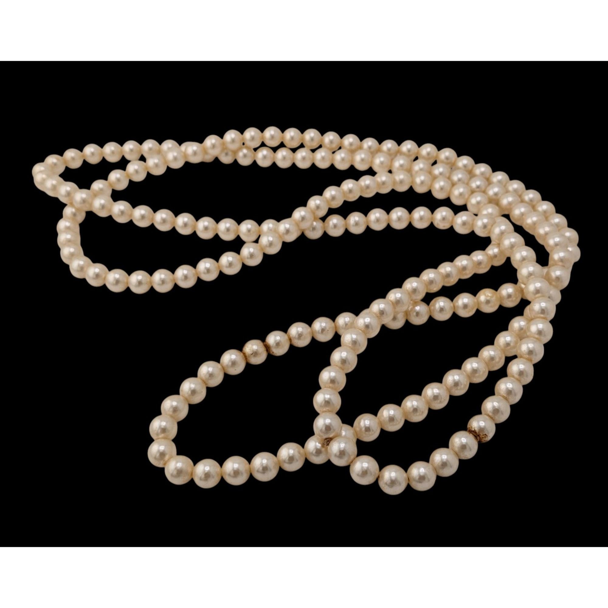 Other Vintage Faux Pearl Long Strand Necklace Size ONE SIZE - 1 Thumbnail