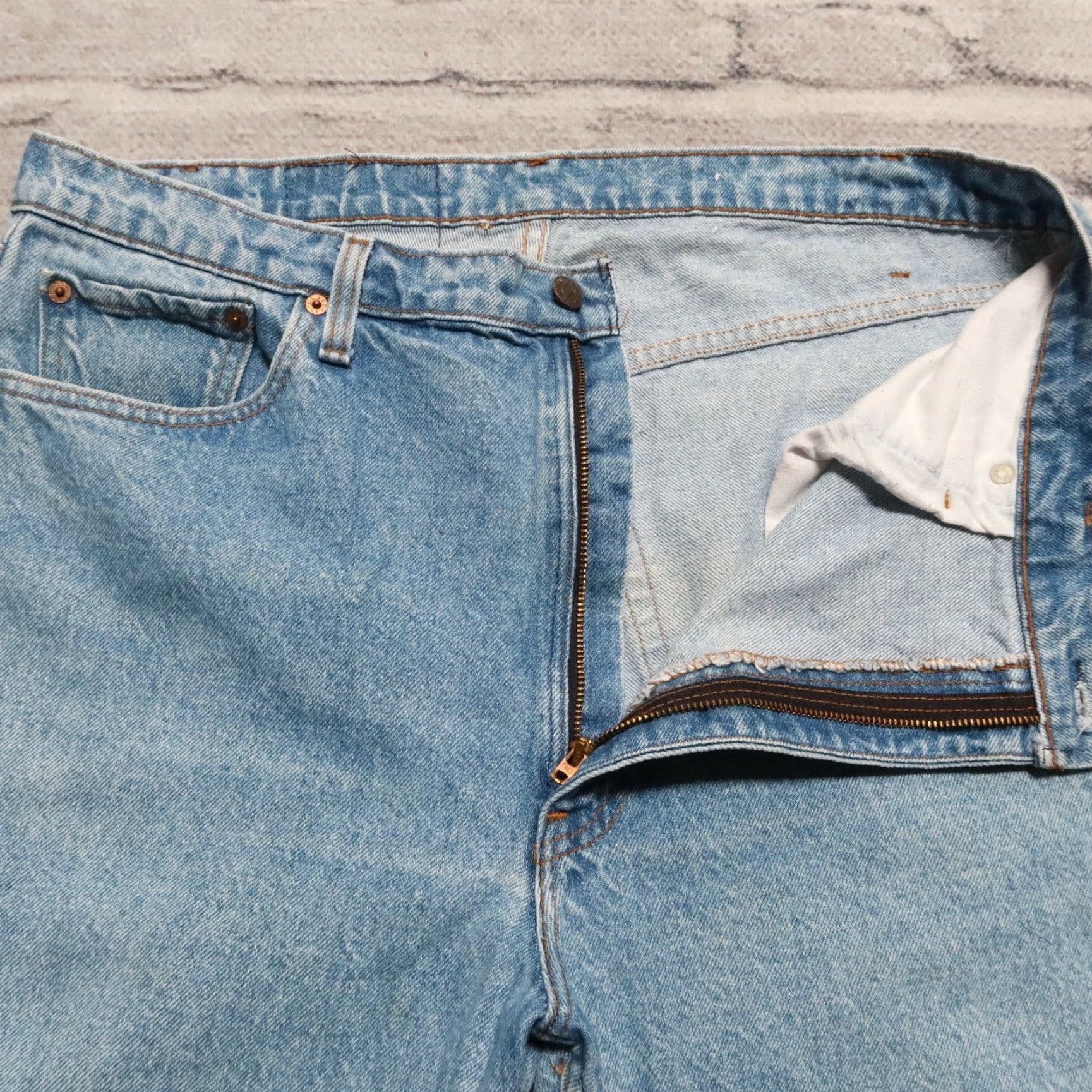 Levi's VINTAGE Levi's 505 Jeans Men Denim Light Wash 37 28 1/2 90s 505 Size US 37 - 3 Thumbnail