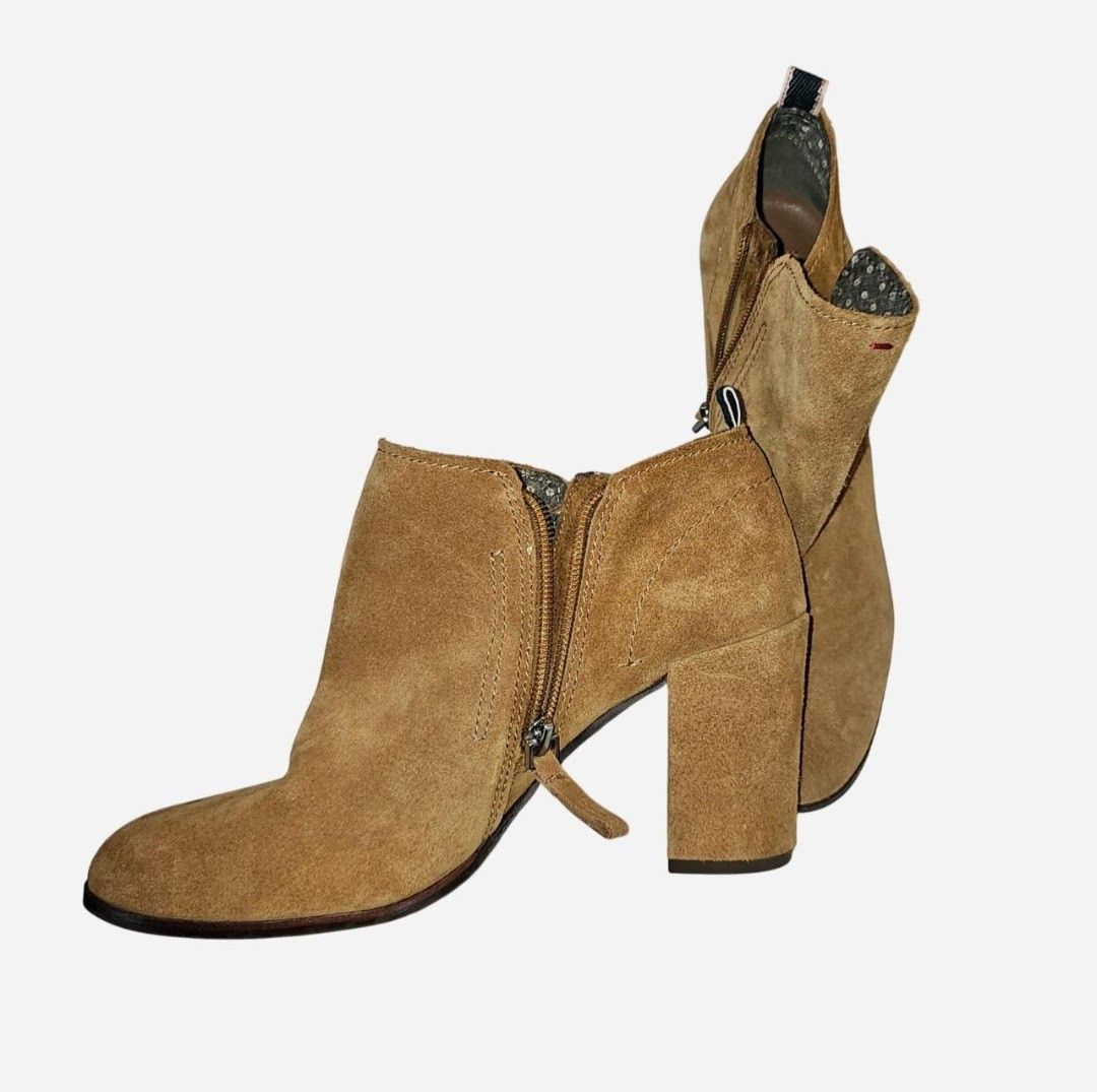 Other Ellen DeGeneres Tan suede ankle boots Size US 8.5 / IT 38.5 - 1 Thumbnail