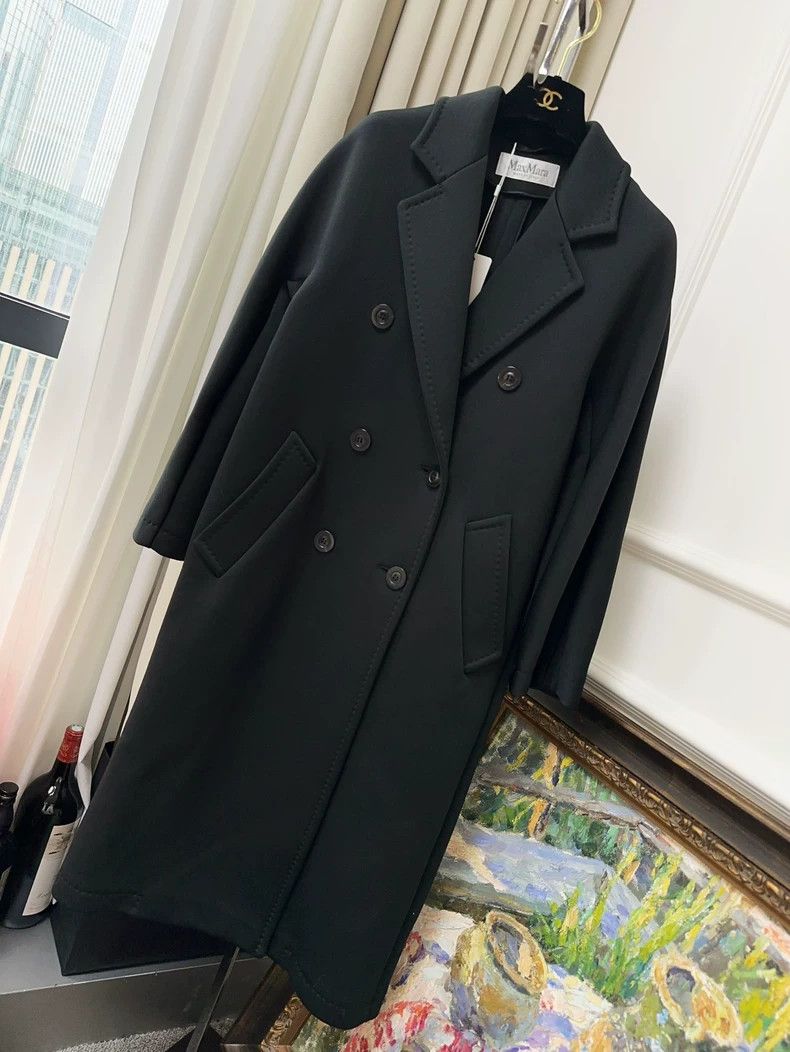 Max Mara Max Mara Black double-breasted long coat Size M / US 6-8 / IT 42-44 - 1 Thumbnail