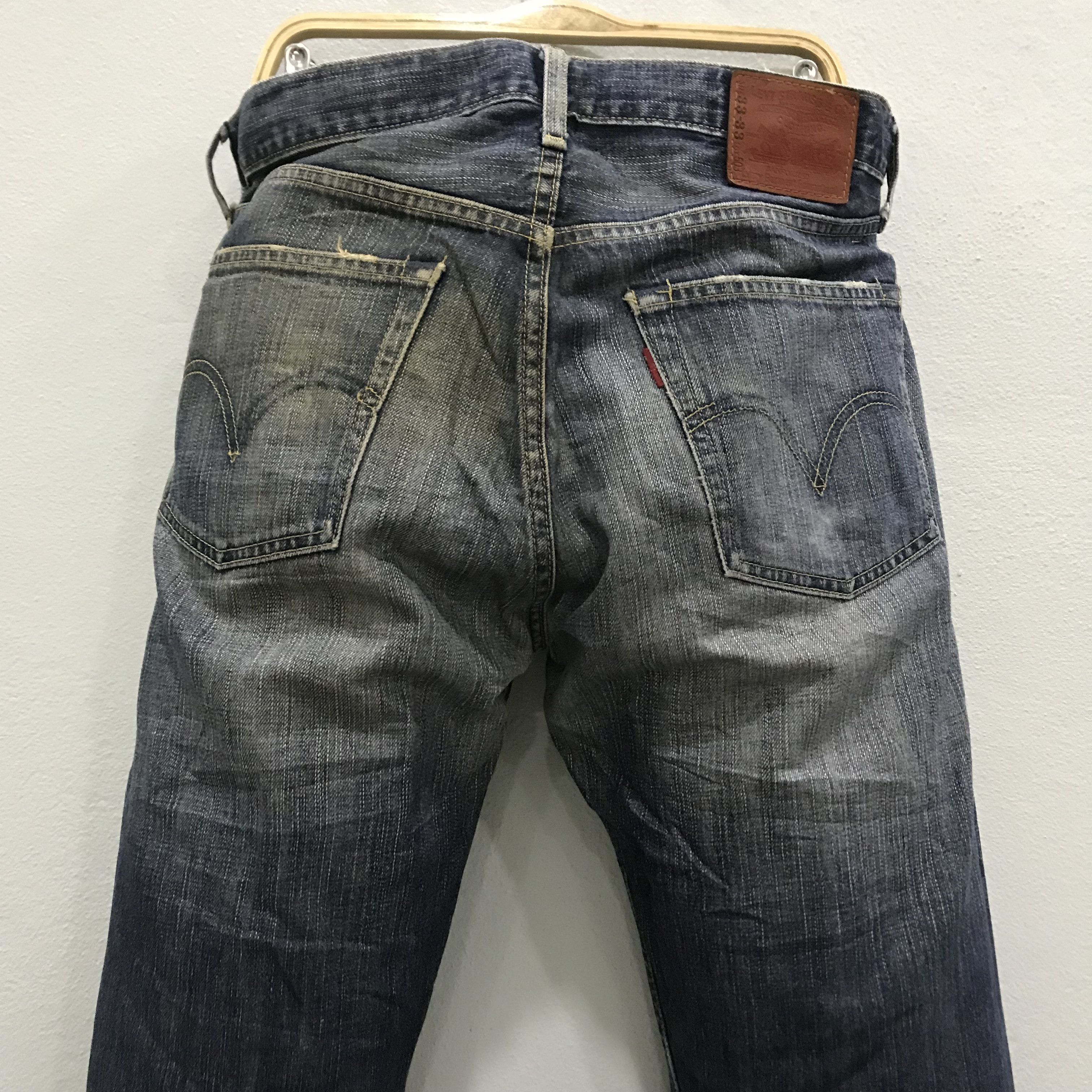 Levi's Vintage Levi's 503 Dark Wash Jeans Distressed Faded Blue Size US 35 - 11 Thumbnail