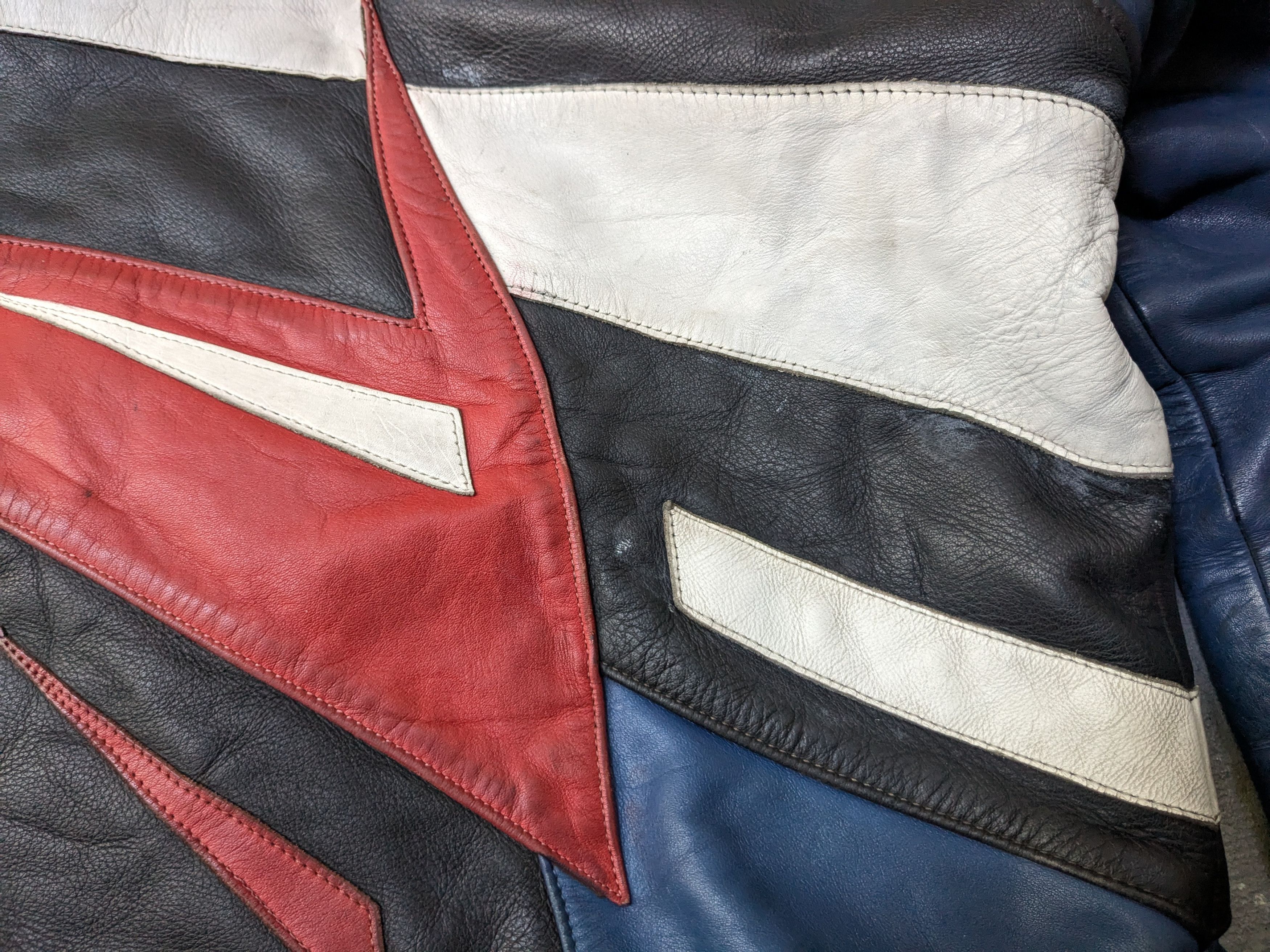 Genuine Leather Vintage Motorcycle Leather Biker Jacket Blue Black White Y2K Size US L / EU 52-54 / 3 - 11 Thumbnail