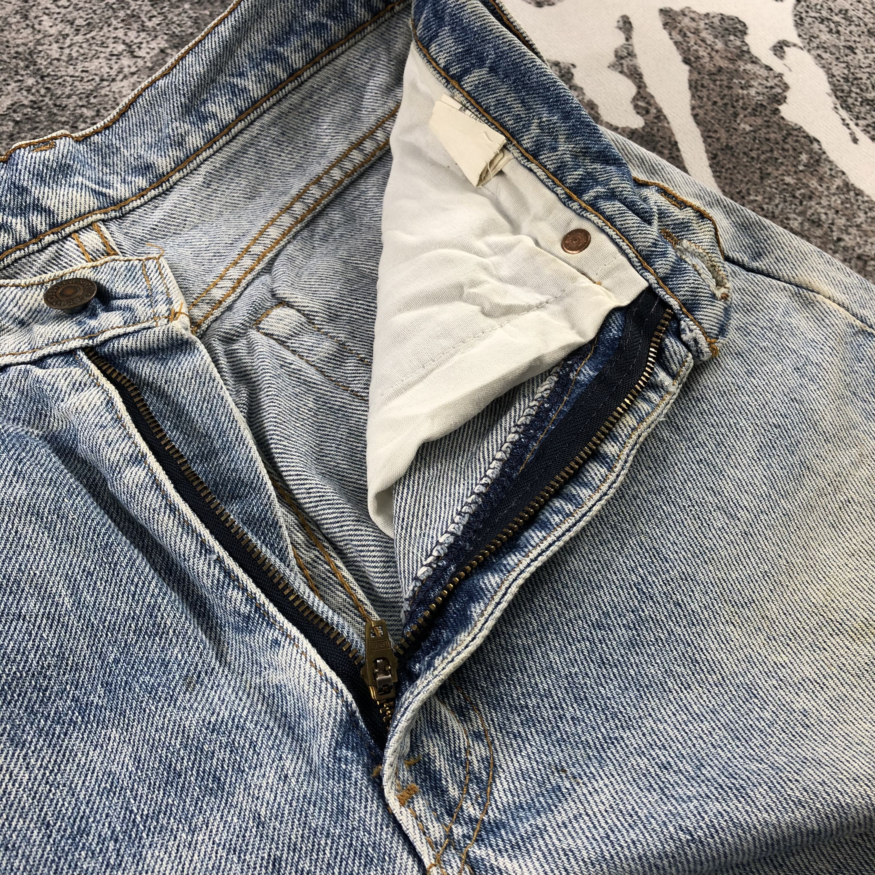 Levi's Vintage 90s Levis 510 Jeans Medium Wash Denim KJ921 Size US 27 - 11 Thumbnail
