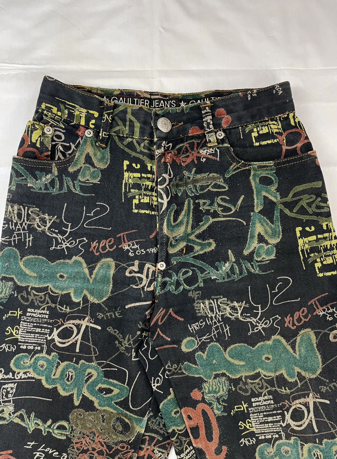 Jean Paul Gaultier SS1994 Jean Paul Gaultier Graffiti Print Jeans Vintage Size 26" / US 2 / IT 38 - 5 Thumbnail
