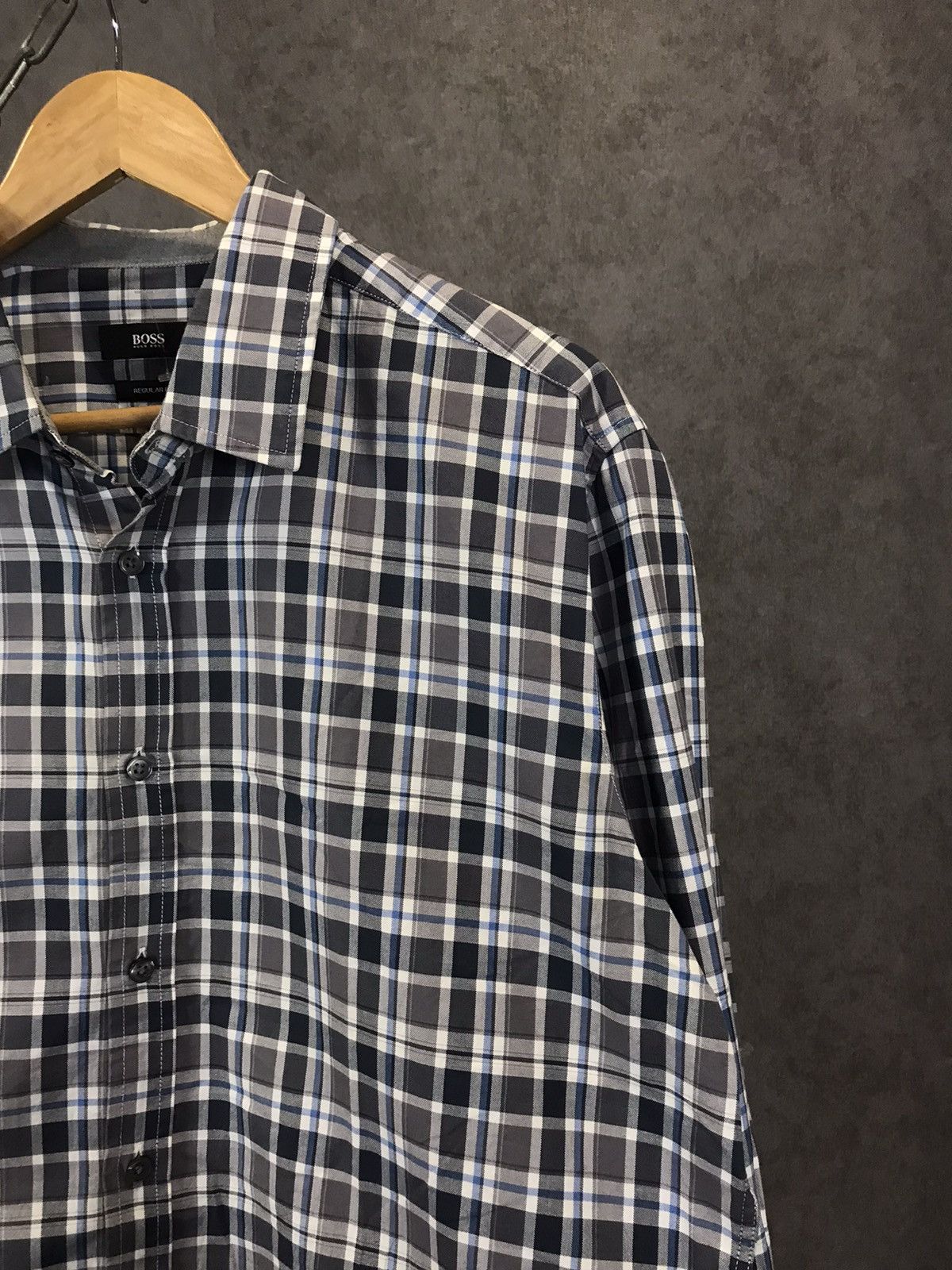 Hugo Boss Hugo Boss designer shirt Size US XL / EU 56 / 4 - 2 Thumbnail