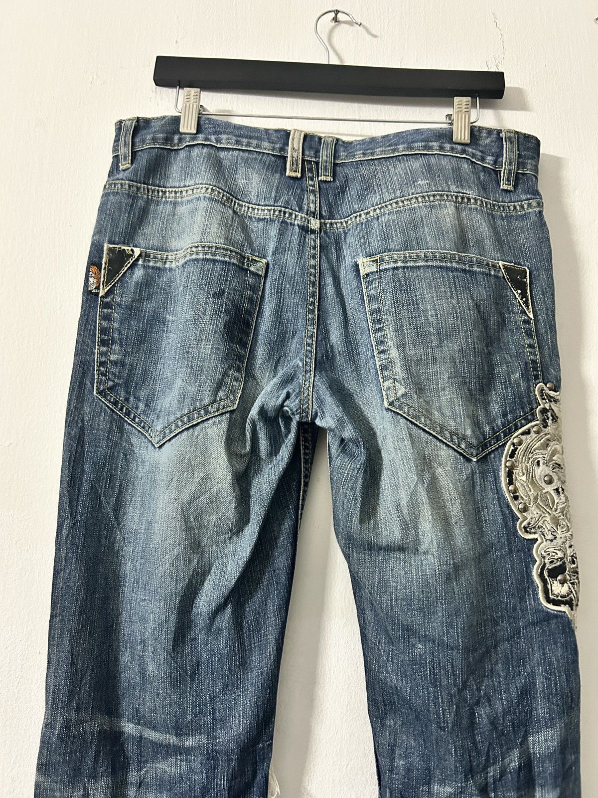 Japanese Brand × Vintage Vintage Jizo Bosatsu Jeans Big Embroidery Size US 34 / EU 50 - 8 Thumbnail