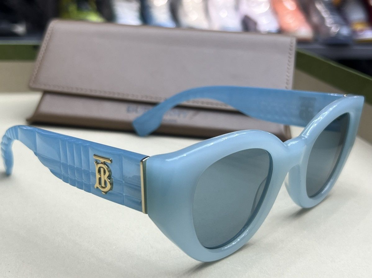 Burberry Burberry Meadow Sunglasses Size ONE SIZE - 1 Thumbnail
